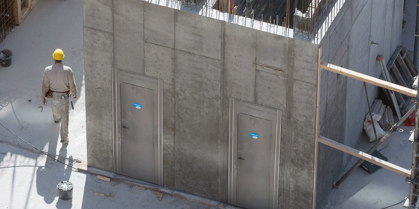 steinau Haustür Baustellen-Schutztür inkl. Zarge - Doppelwandig - Sicherheitsschloss (1-St), Aushebelsichere Bänder und massiver Sicherungsbolzen