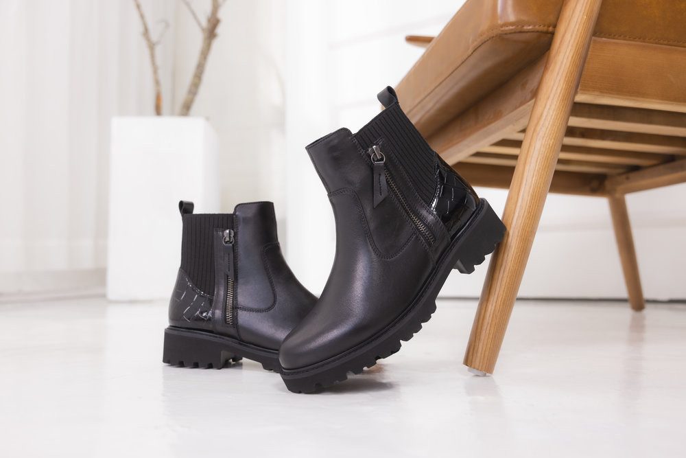 Remonte Chelseaboots Stiefelette, Boots, Profilsohle, Blockabsatz, mit Innenreißverschluss
