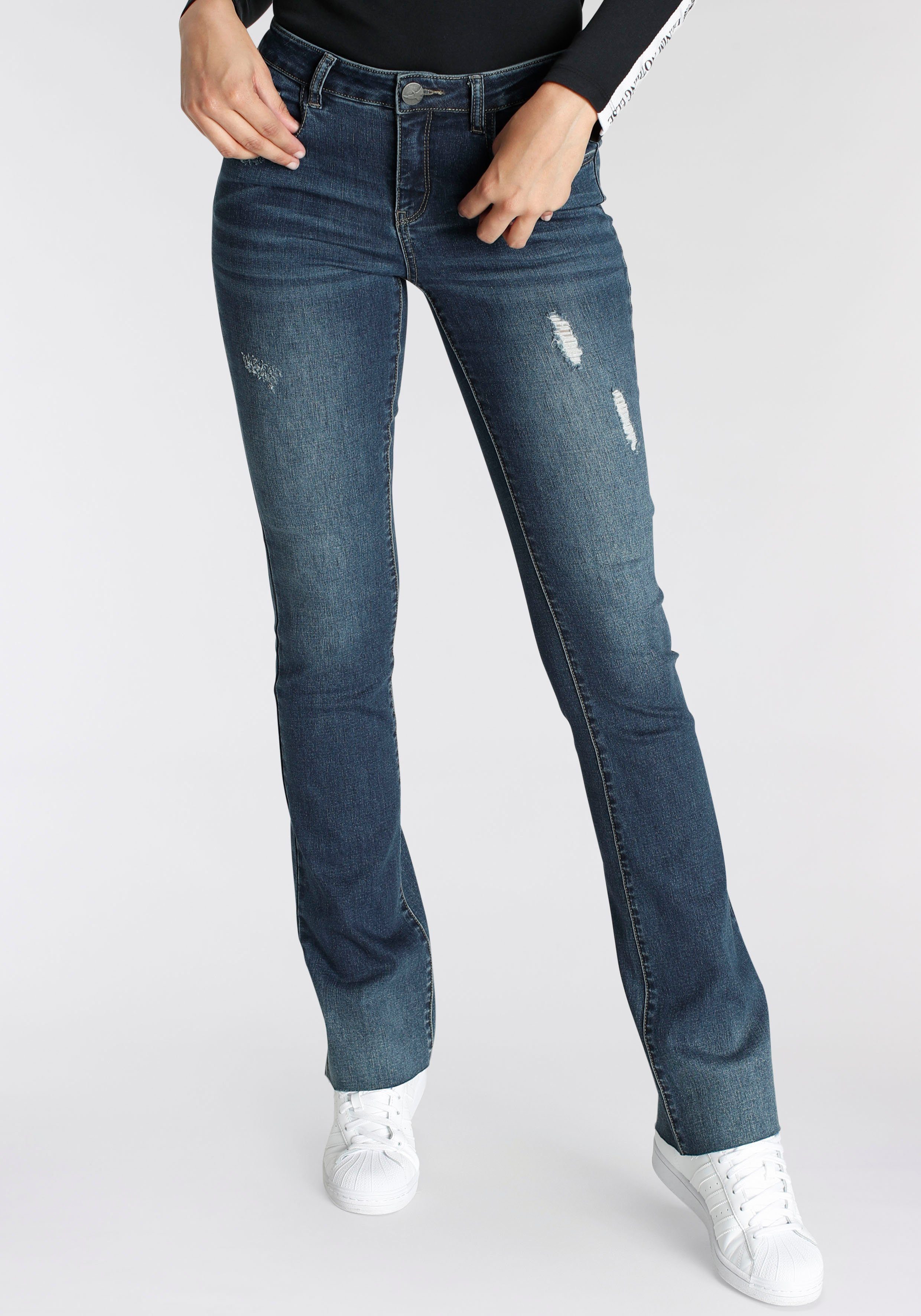 Arizona Bootcut-Jeans Ultra-Stretch ausgestellte Beinform, modischer günstig online kaufen