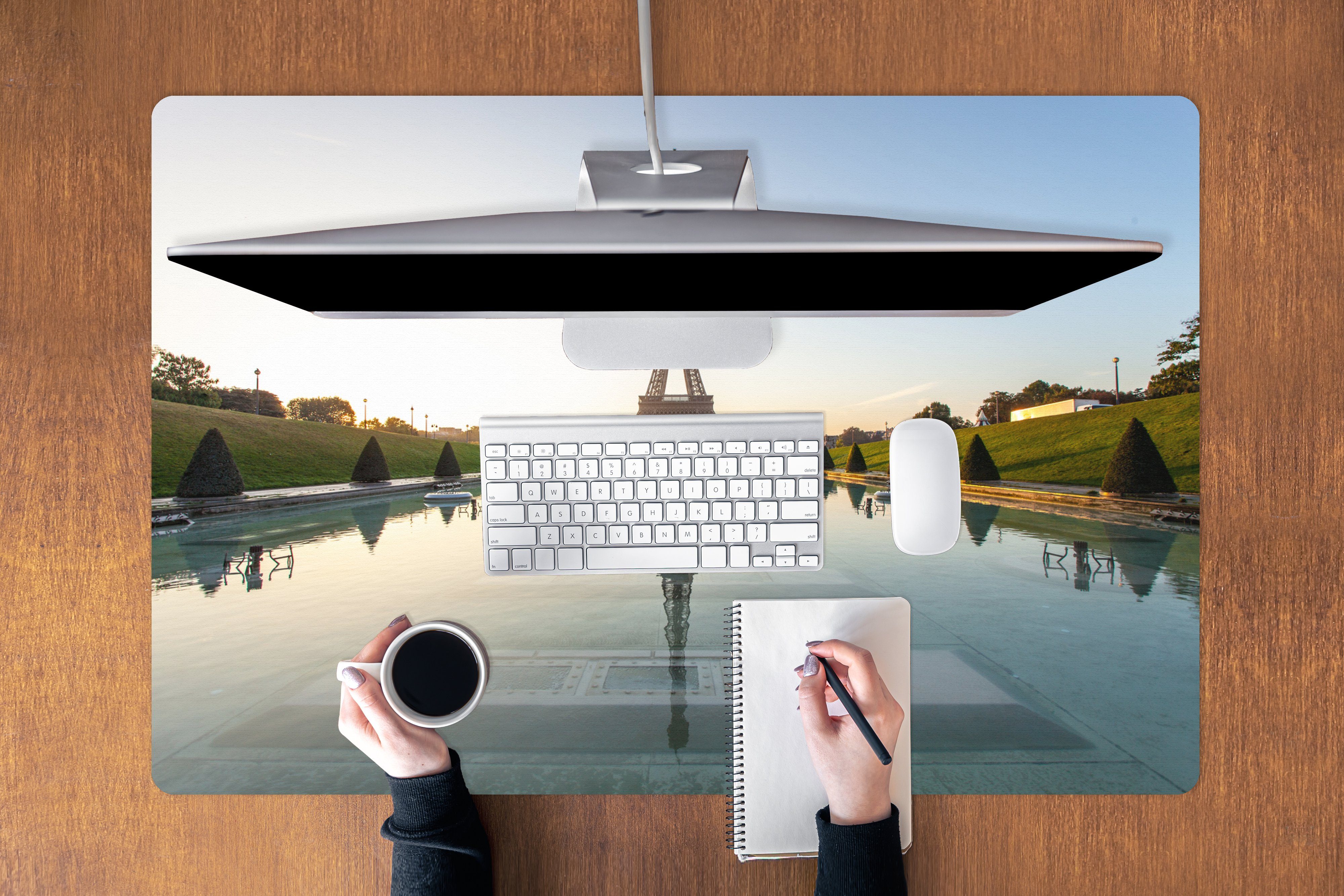 MuchoWow Mauspad Paris - Eiffelturm - Wasser (1-St), Mousepad XXL für Tastatur und Maus, Gaming Setup, Desk Mat, 120x80 cm
