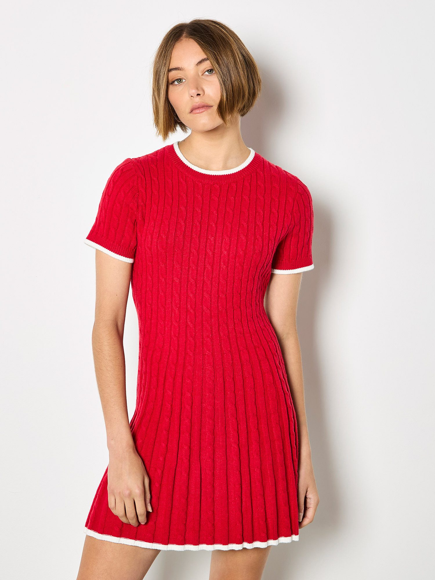 Apricot Strickkleid Skater-Minikleid mit Zopfmuster Zopfmuster