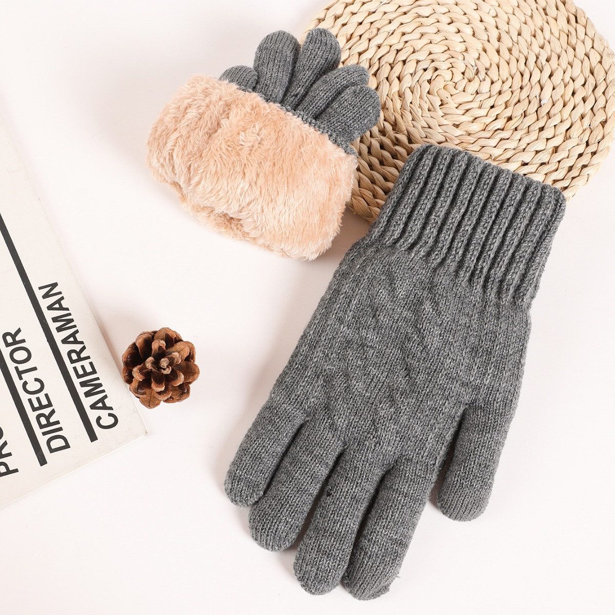Coonoor Fleecehandschuhe Warme Winterhandschuhe Fleece Strickhandschuhe Touchscreen Thermo (für Herren Damen Weihnachten und Neujahr Geschenkideen) für Outdoor Sport Laufen Radfahren Freizeit ski reithandschuhe