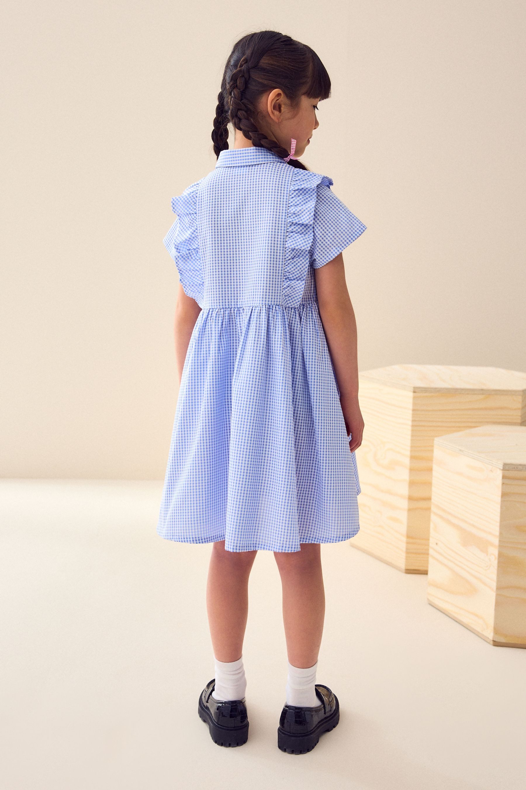 Next Hemdblusenkleid Schulkleid mit Vichykaros und Rüschen (1-tlg) – Bild 5 von 5