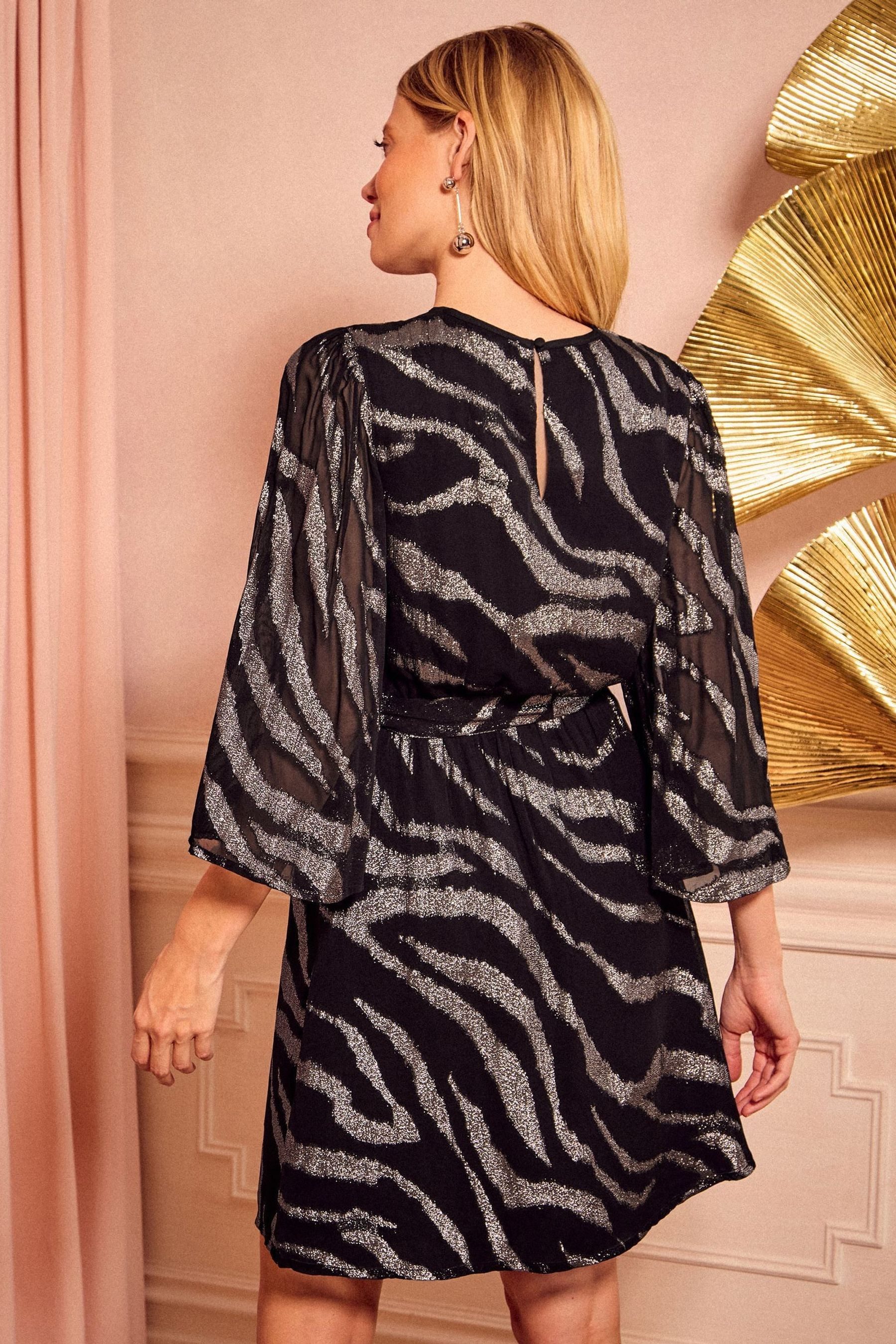 Love & Roses Minikleid Love & Roses Metallic-Minikleid, Regular (1-tlg) günstig online kaufen