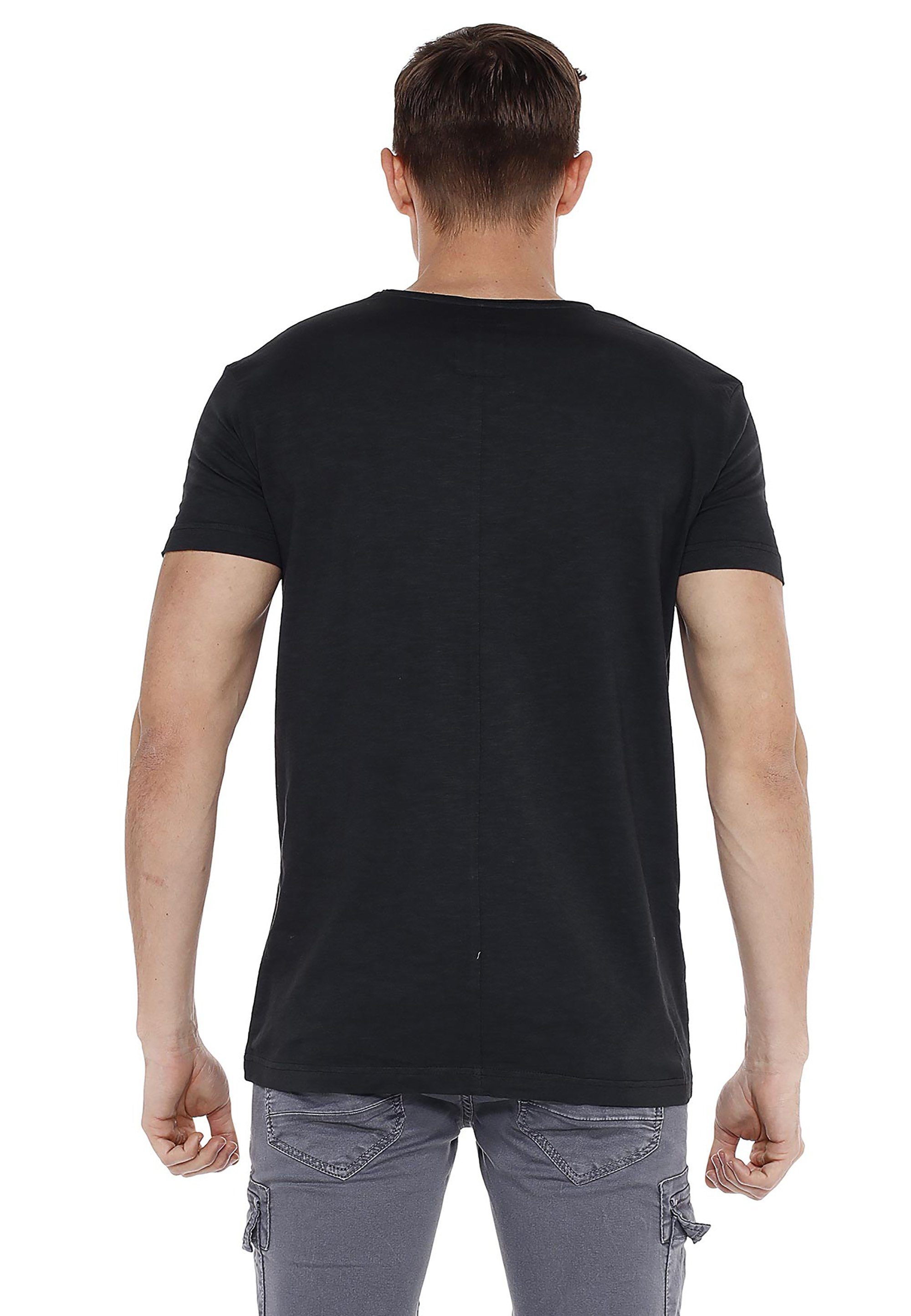 Baxx Cipo Loose-Fit T-Shirt im & schwarz