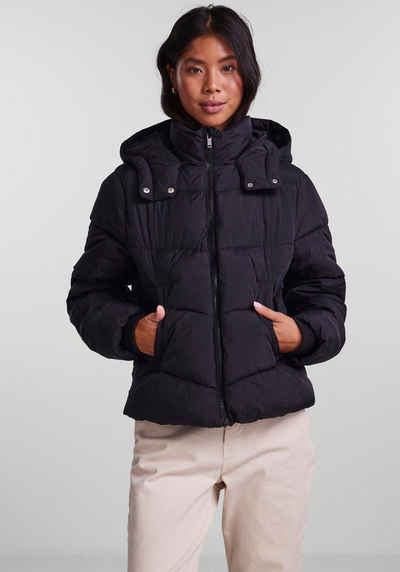 pieces Steppjacke PCJAMILLA SHORT PUFFER JACKET NOOS BC mit Kapuze