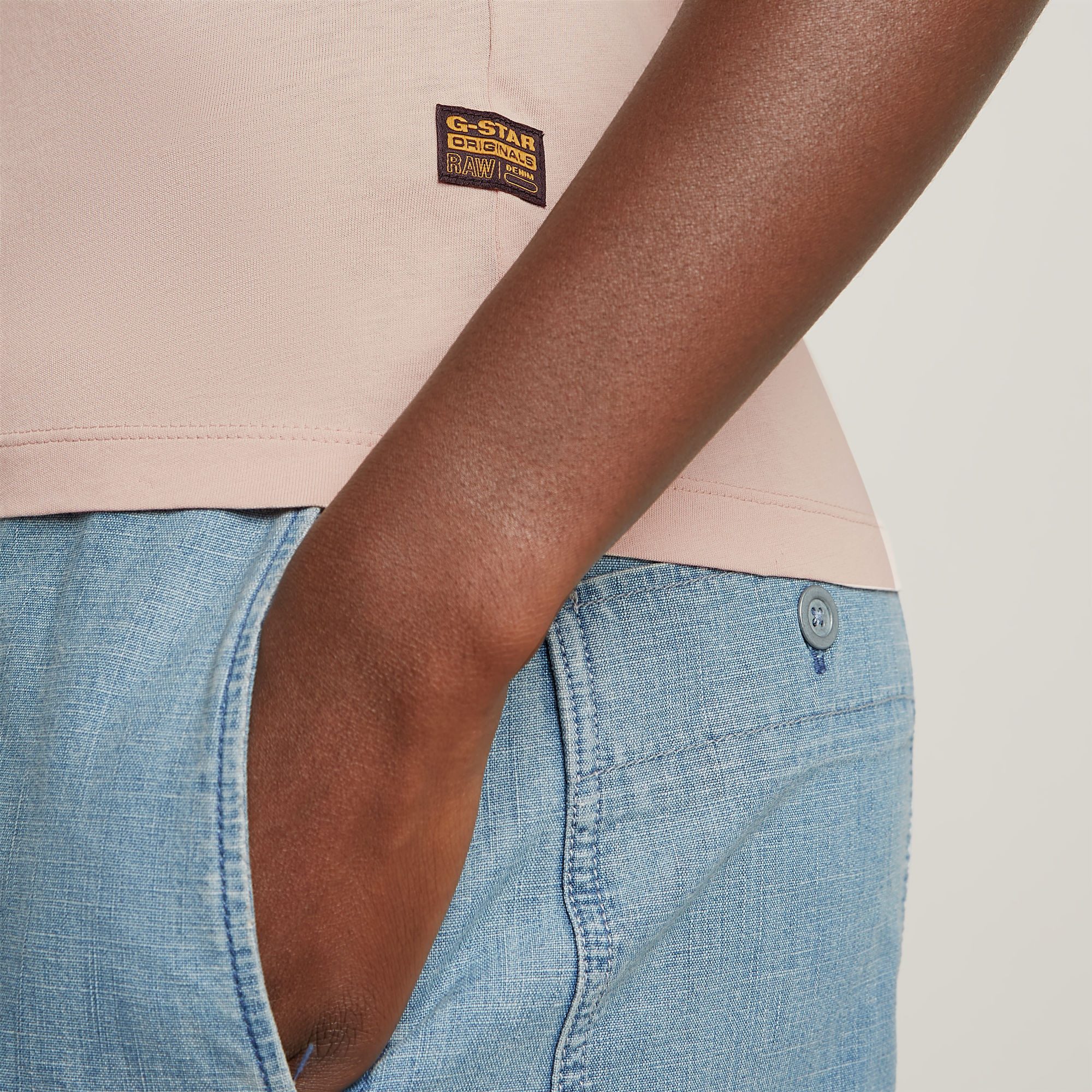G-STAR V-Shirt Eyben mit Label