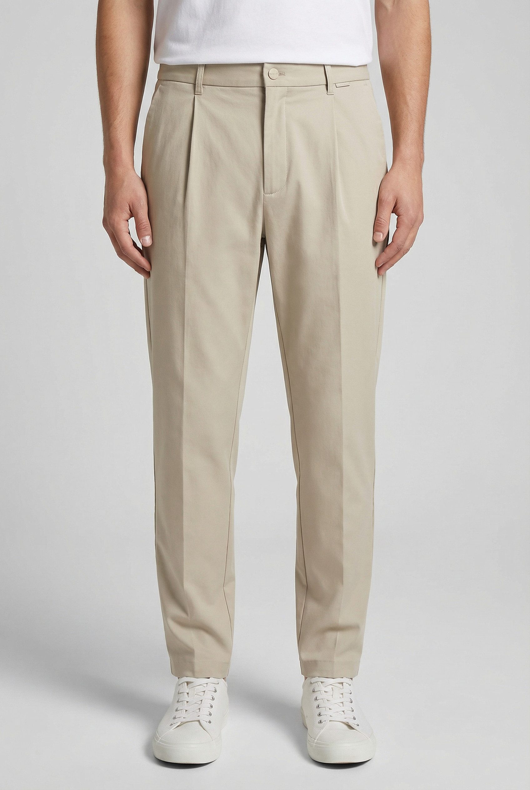 Calvin Klein Bundfaltenhose SATEEN STRETCH TAPERED PLEAT in Satin-Optik