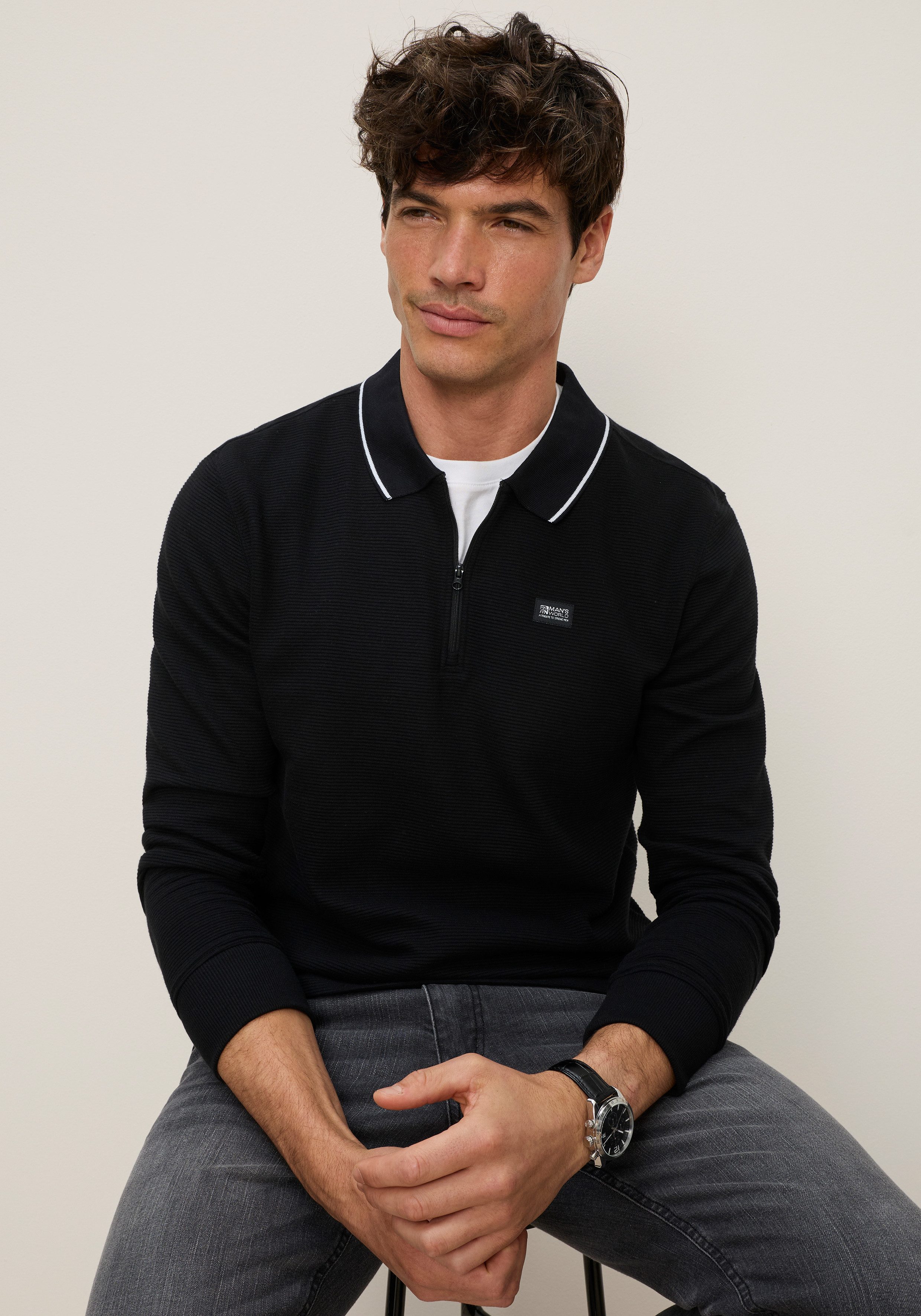 Man's World Sweatshirt mit Polokragen, aus Baumwolle und Polyester, in unifarbener Optik. € 26,99, (€ 26,99 pro 1 Stk).