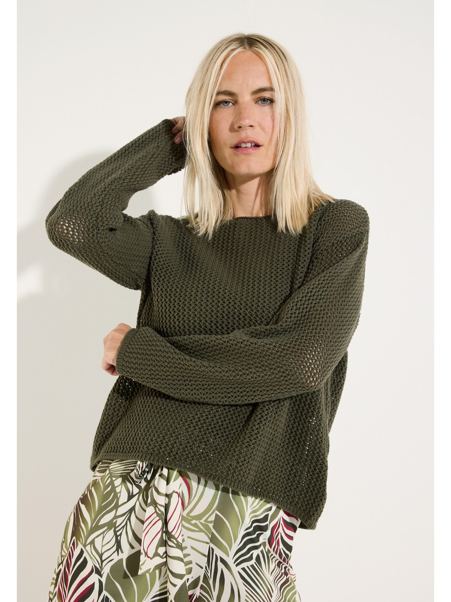 Rundhalspullover luftiger, transparenter Lockstrickpullover
