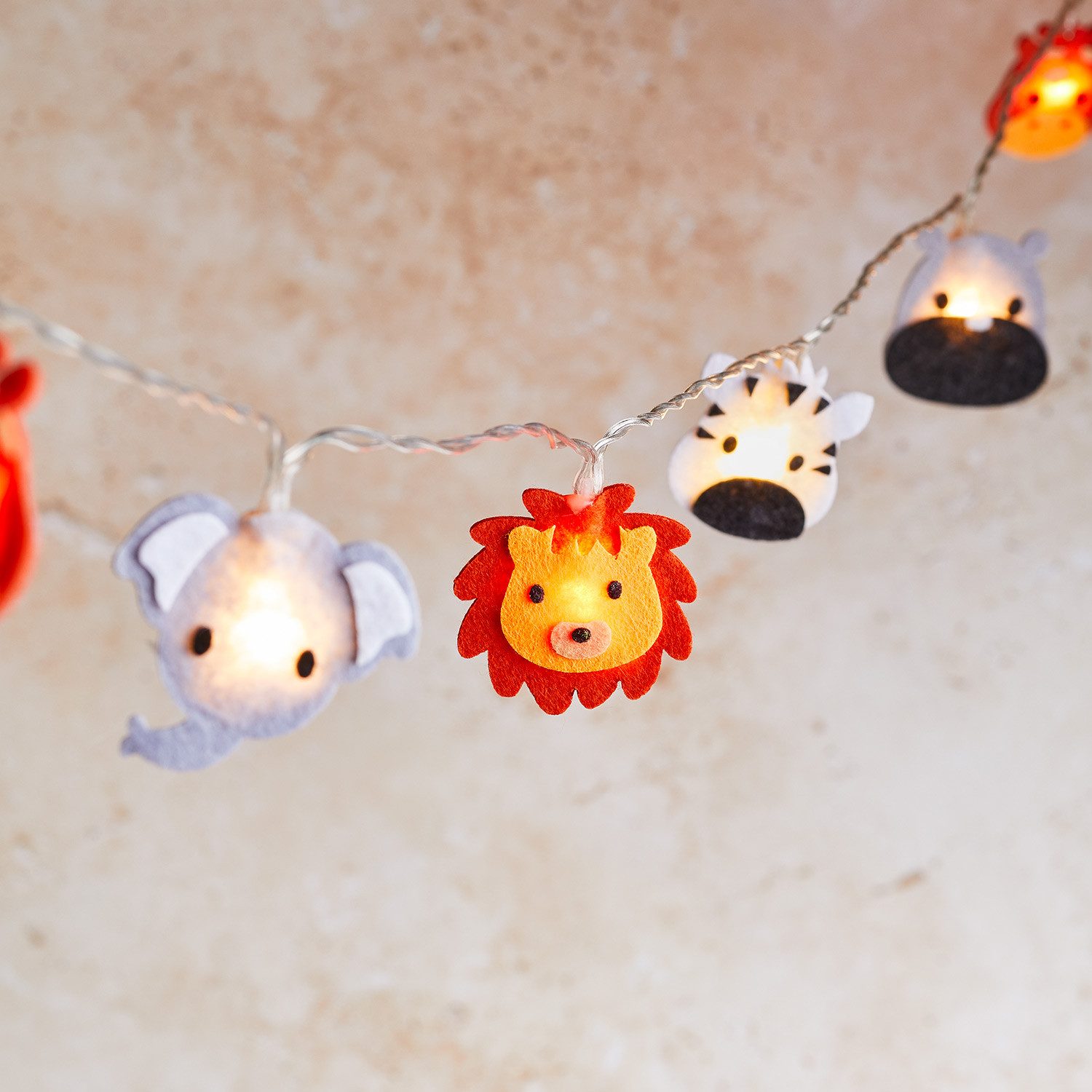 Lights4fun LED-Lichterkette 16er Safari Lichterkette Kinderzimmer aus Filz