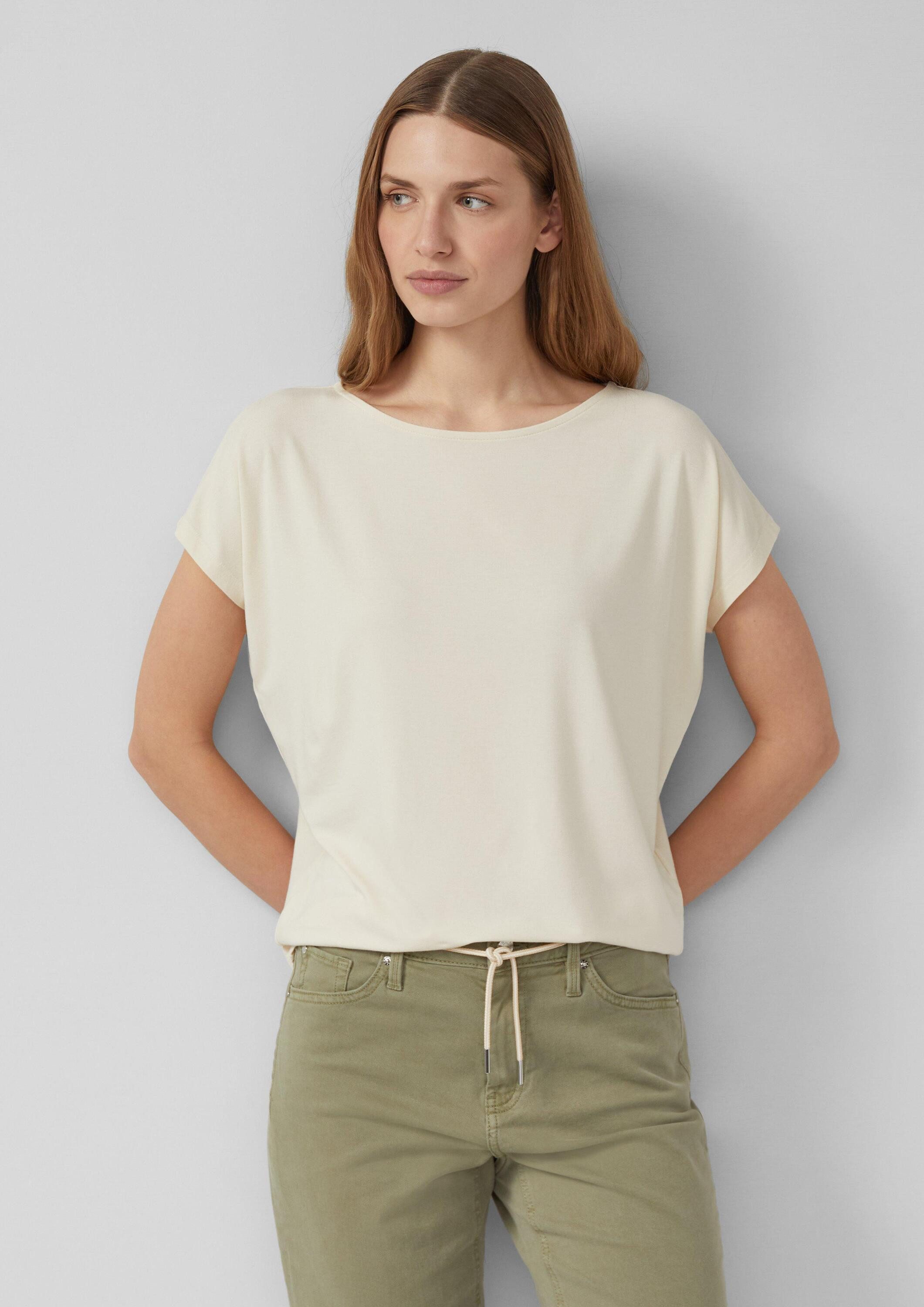 s.Oliver Kurzarmshirt T-Shirt Fließendes Jersey-Shirt mit überschnittenen Schultern