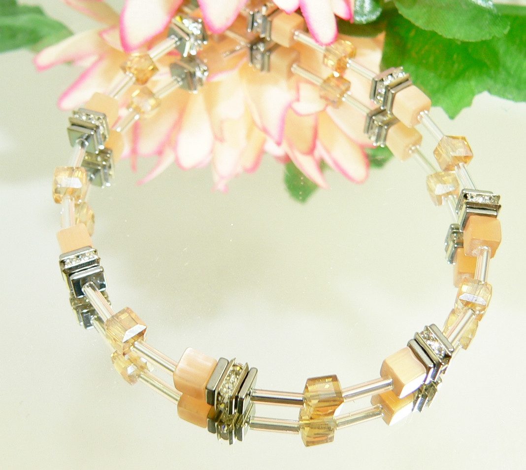 traumschmuck Perlenarmband 502 Armband Würfel CatEye Kristallglas facettiert Strass, handgefertigt, Made in Germany
