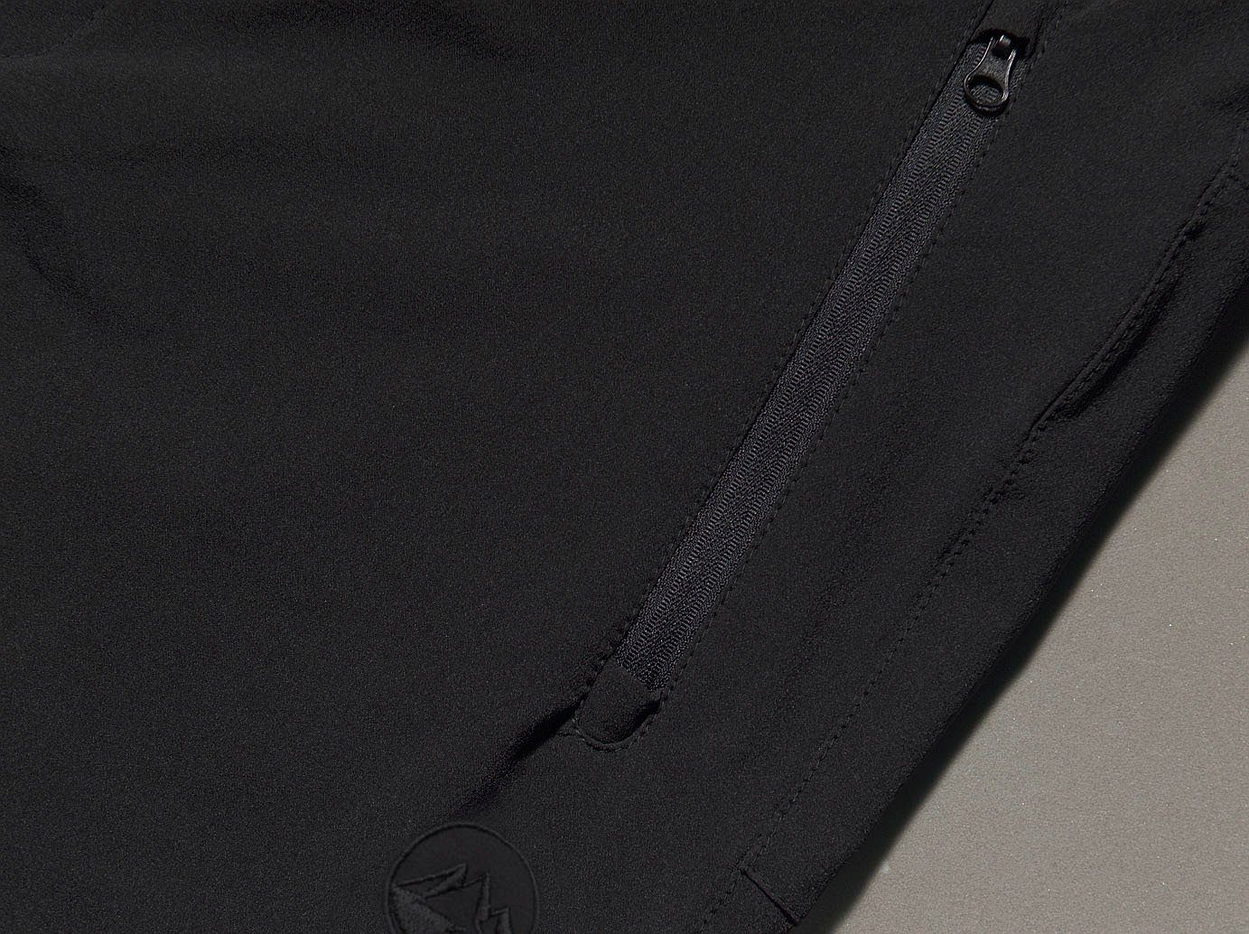 Polarino Funktionshose aus atmungsaktivem Material