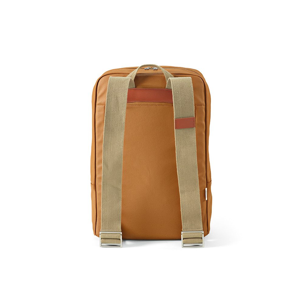CABBEL Rucksack Rucksack 23L Laptop 17 Zoll wasserdicht Baumwolle nachhaltig robust (Rucksack, 1-tlg., Einzelartikel), Kamel, 85% recycelt, 0,885 kg leicht, 29x43x14 cm, 23L Volumen