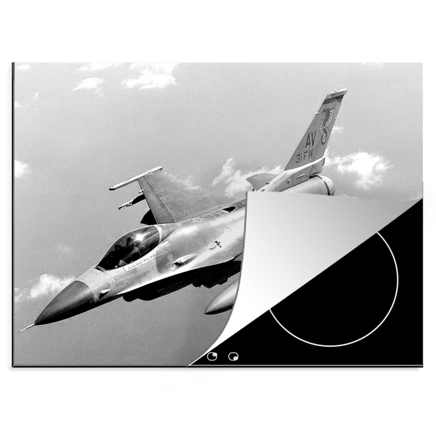 MuchoWow Herdblende-/Abdeckplatte Das Kampfflugzeug F-16 Fighting Falcon - schwarz und weiß, Vinyl, (1 tlg), 70x52 cm, Mobile Arbeitsfläche nutzbar, Ceranfeldabdeckung