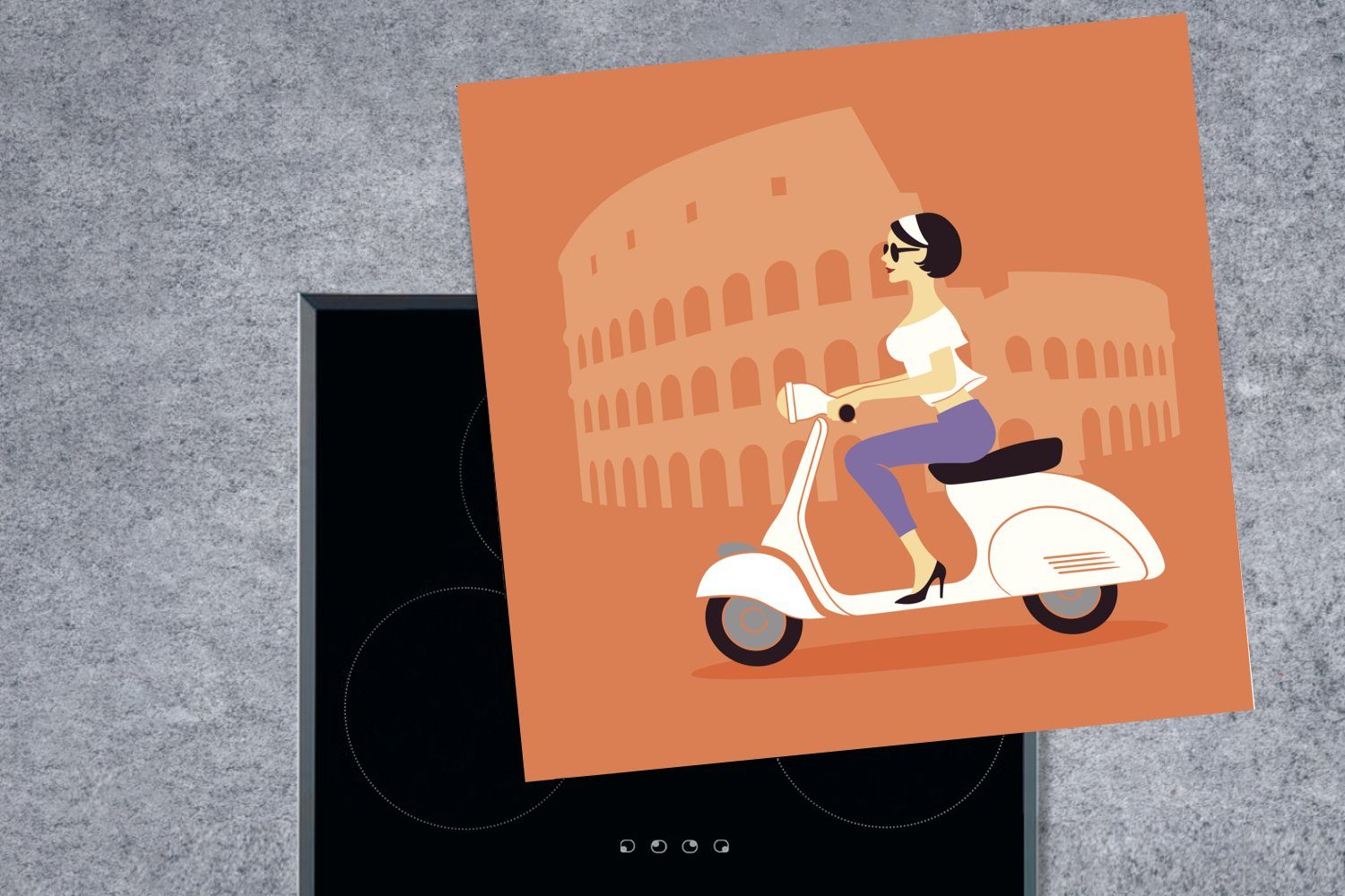 78x78 Herdblende-/Abdeckplatte Vinyl, eines Illustration (1 Ceranfeldabdeckung, MuchoWow auf italienischen Mädchens einem Arbeitsplatte küche Motorroller, cm, für tlg), Eine