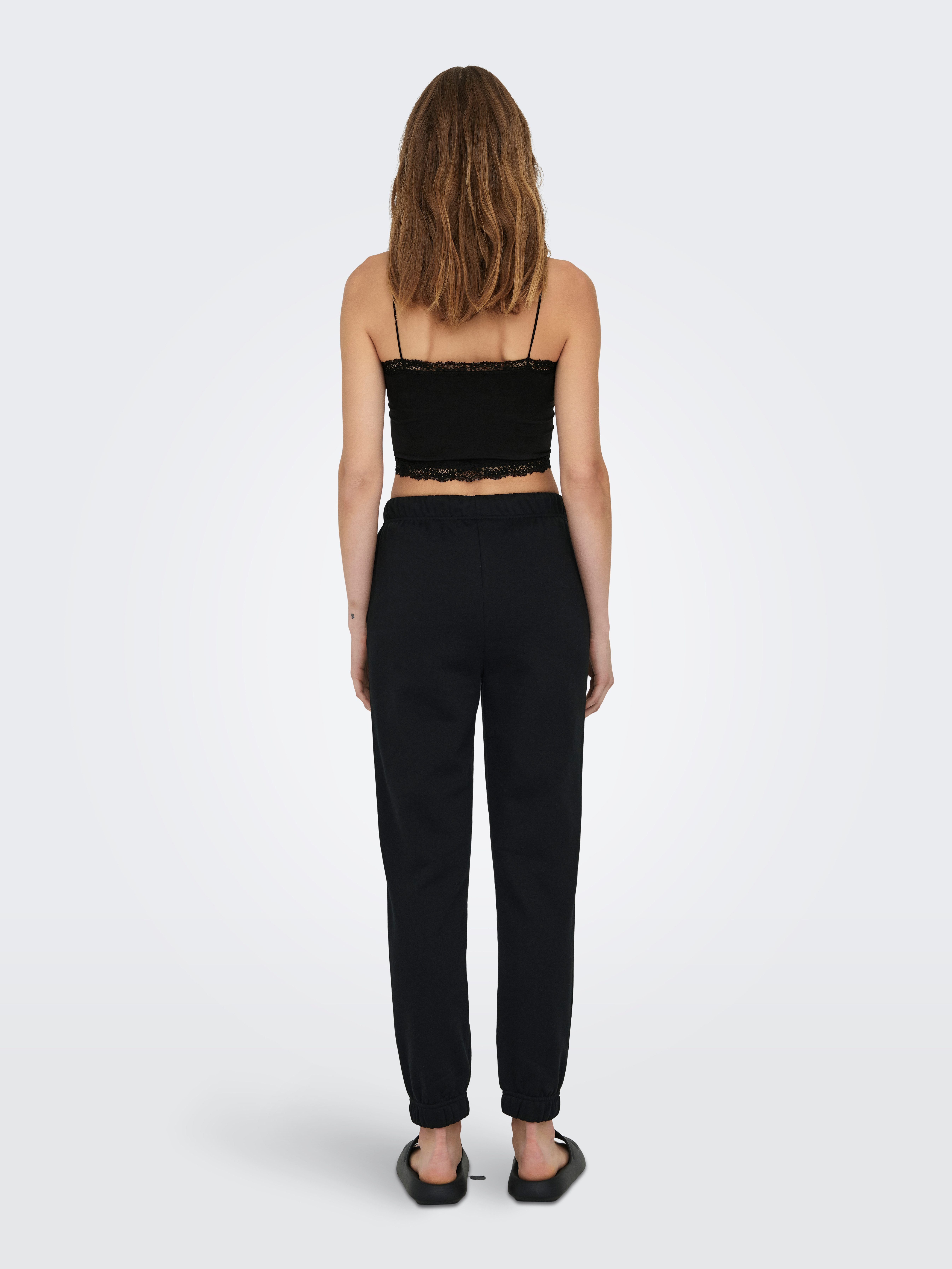 ONLY Trägertop ONLVICKY LACE SEAML 2-PACK CROPPED TOP (Packung, 2-tlg)