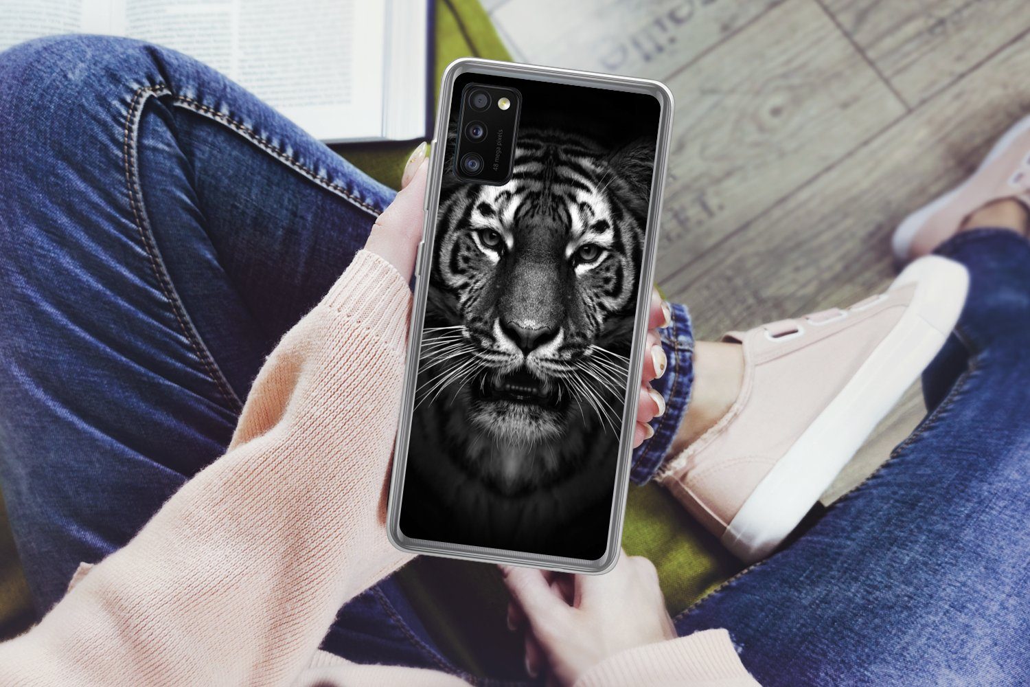 MuchoWow Handyhülle für Samsung Galaxy A41 Tiger - Tiere - Schwarz - Weiß - Porträt - Wild, Smartphone-Bumper, Print, Handy Schutzhülle Dünn
