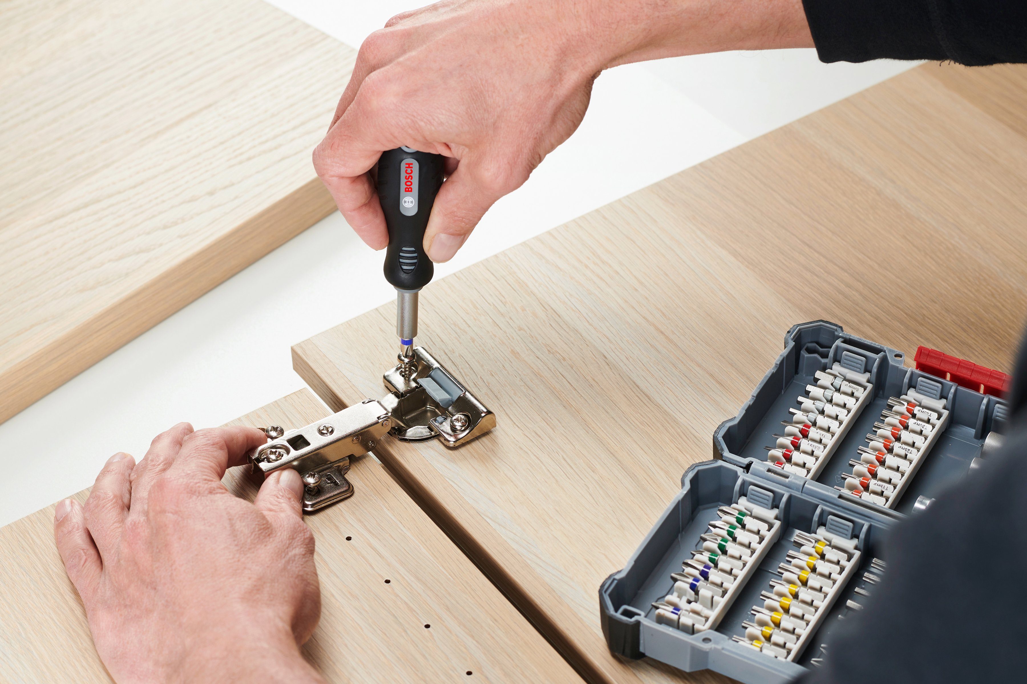 Bosch Professional Bit-Set Pick&Click, 45-teilig, mit Schrauber-Griff