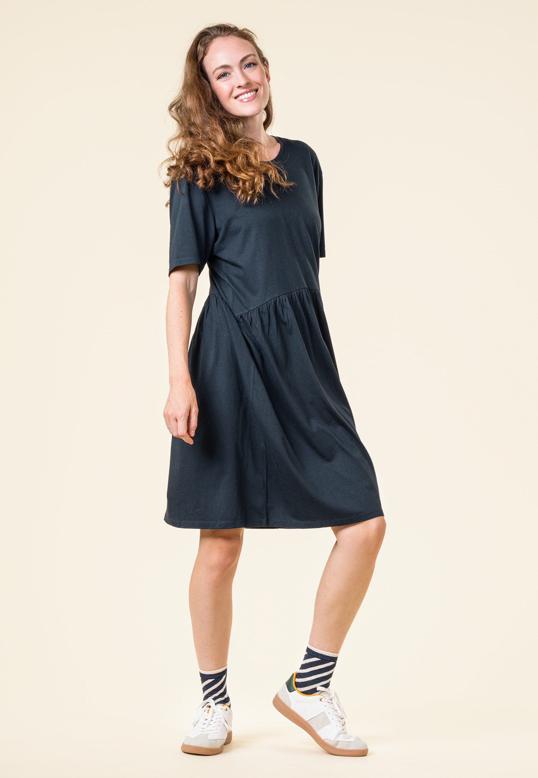LIVING CRAFTS Midikleid ONIKA GOTS zertifiziert