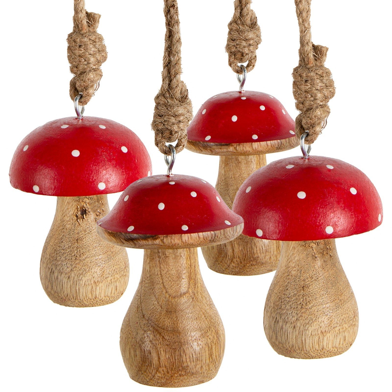 Logbuch-Verlag Dekofigur 4 Fliegenpilze zum Aufhängen aus Holz - Herbst Deko rot braun 7 cm