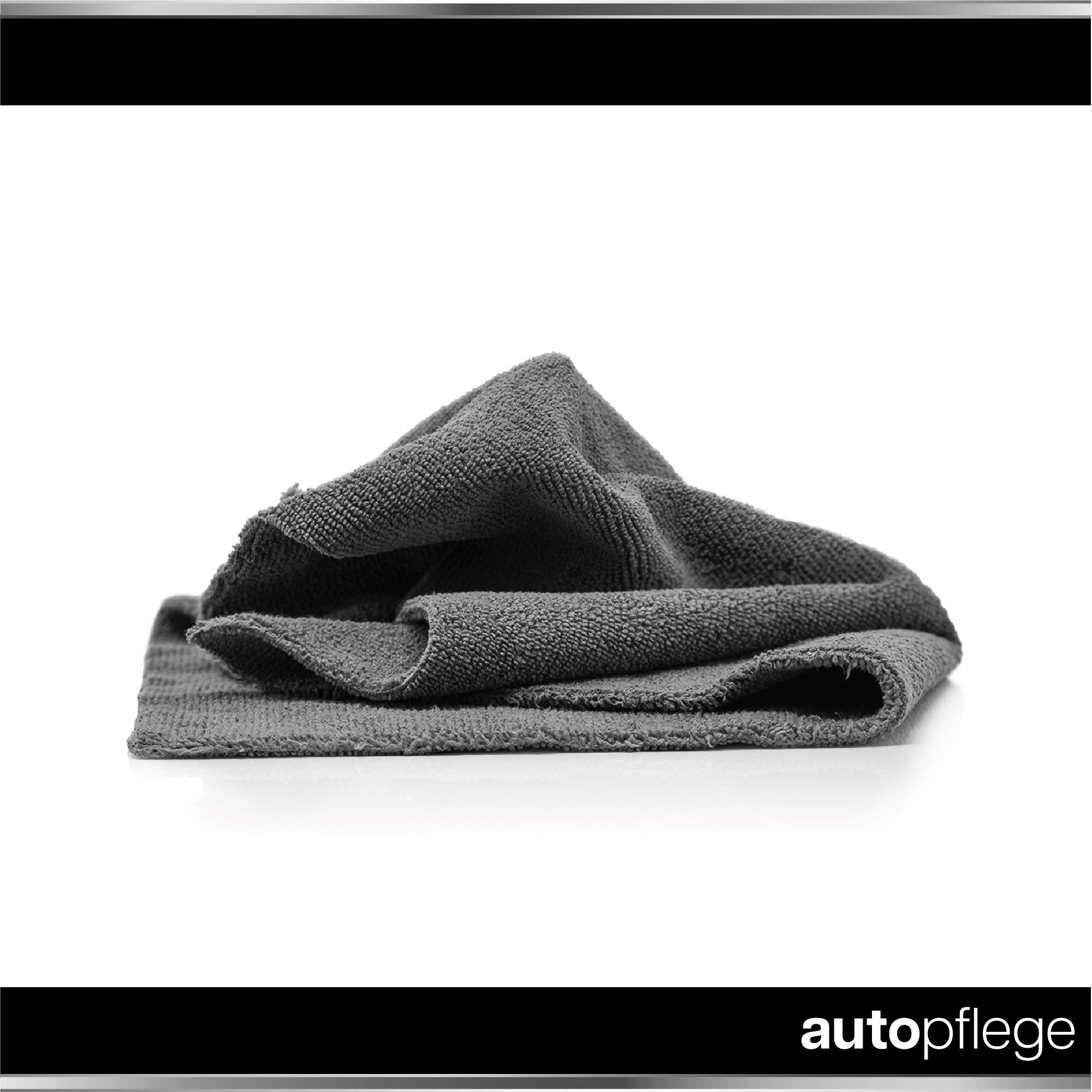 Koch Chemie Refresh Cockpit Care Car Care Set (3 pieces with application sponge and microfiber cloth)