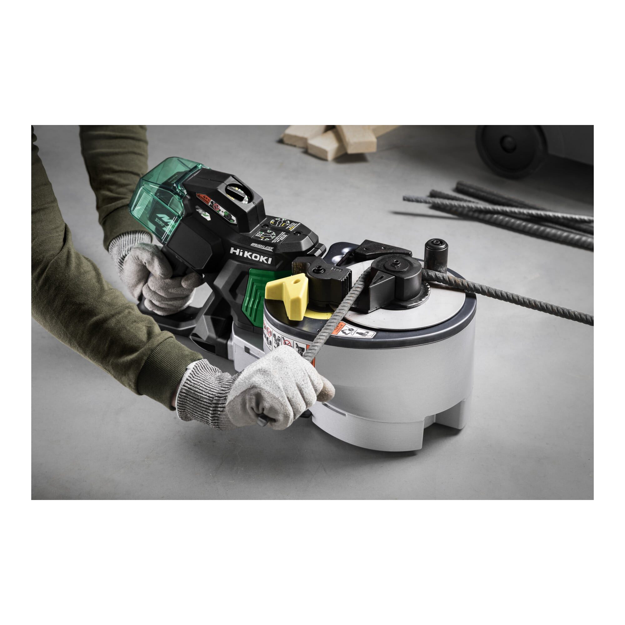 HiKOKI HiKOKI Akku-Baustahl Schneid-& Biegegerät VB3616DA (36V 2,5 Ah) Akkupacks