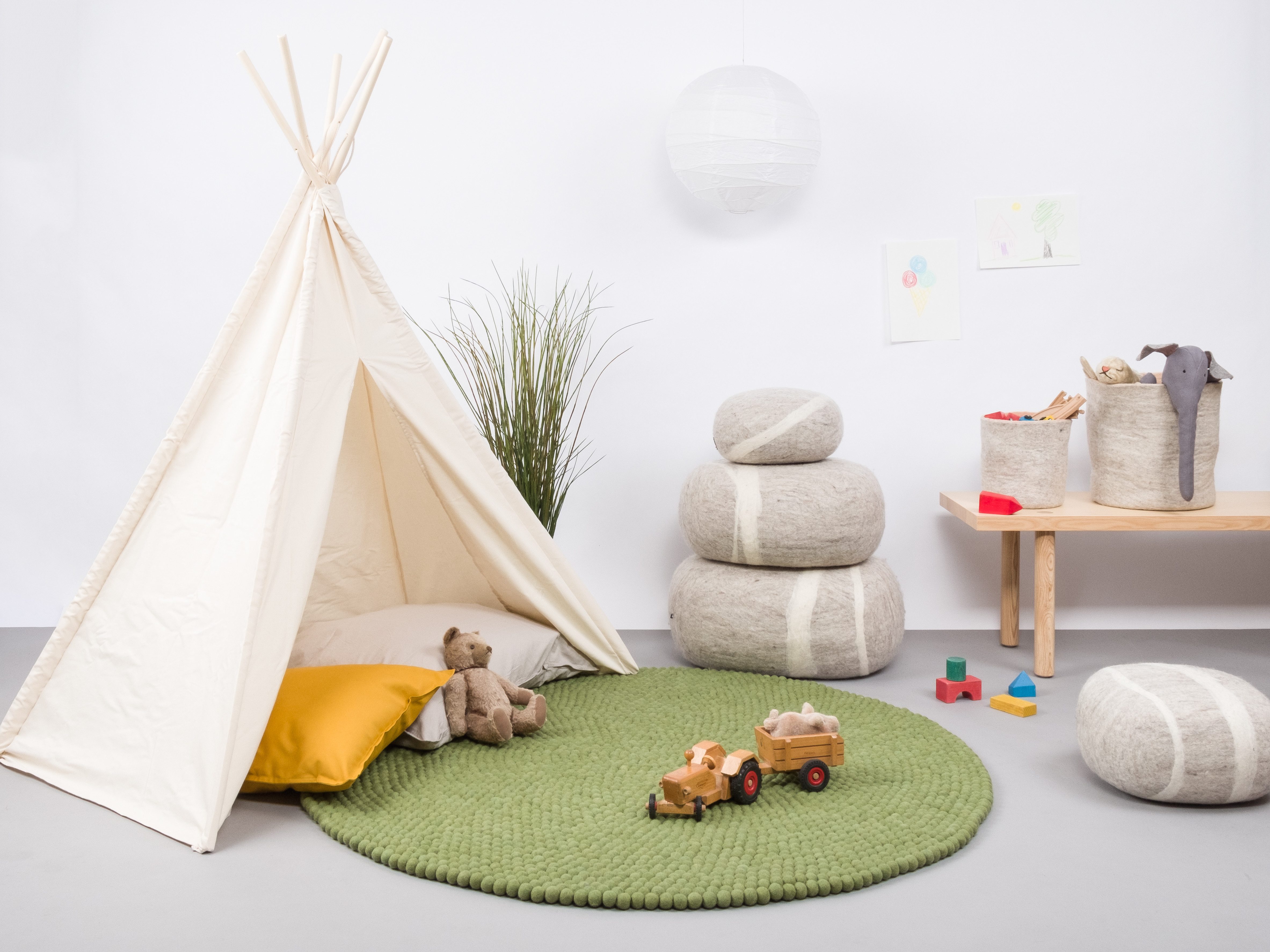 myfelt Wollteppich Kaspar Filzkugelteppich rund, 100% reine Schurwolle, in verschiedenen Größen erhältlich