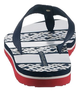 Tommy Hilfiger TH MONOGRAM ESSENTIAL SANDAL Zehentrenner mit bedruckter Decksohle