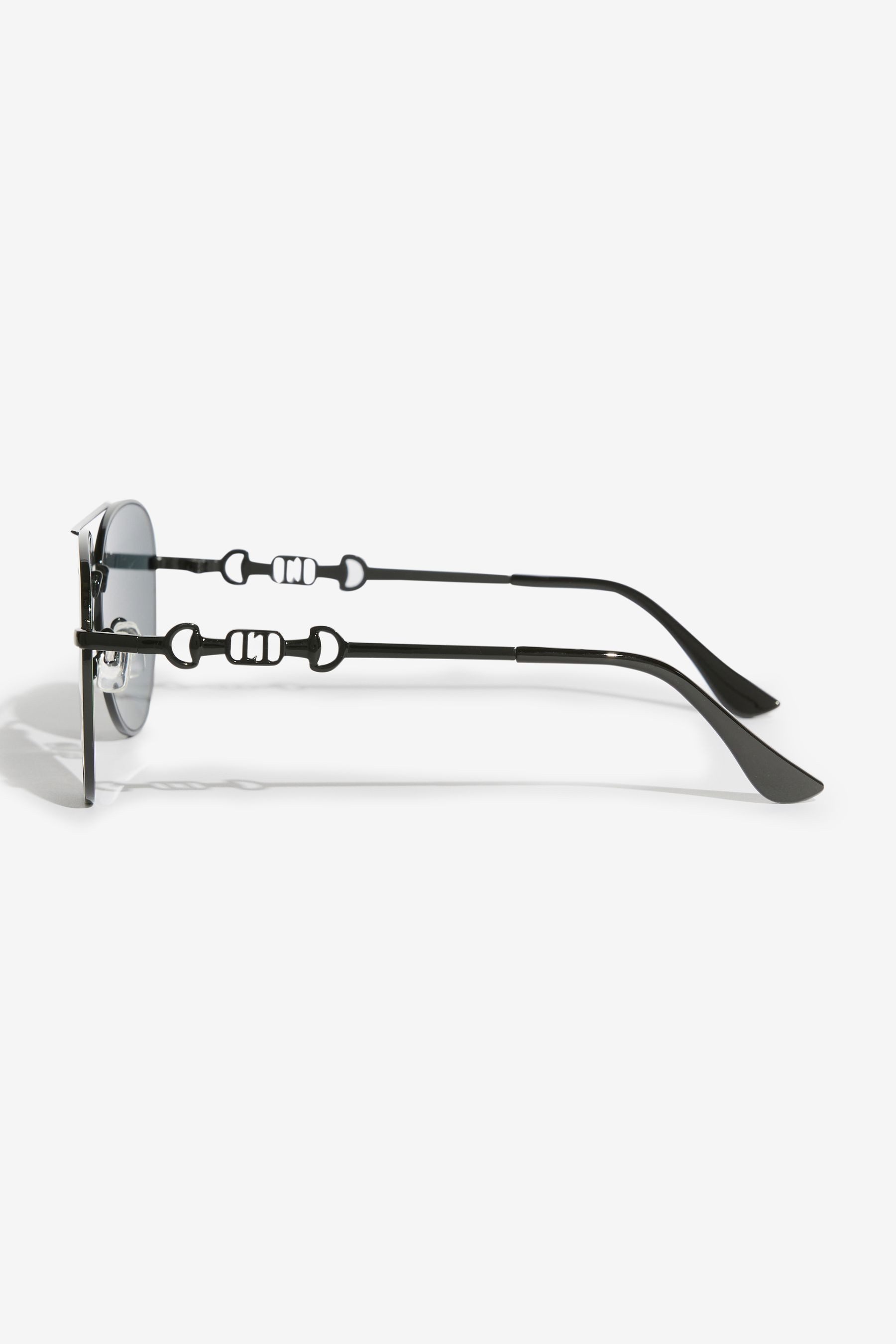 LIPSY Sonnenbrille Pilotensonnenbrille mit Trensenbesatz (1-St) günstig online kaufen