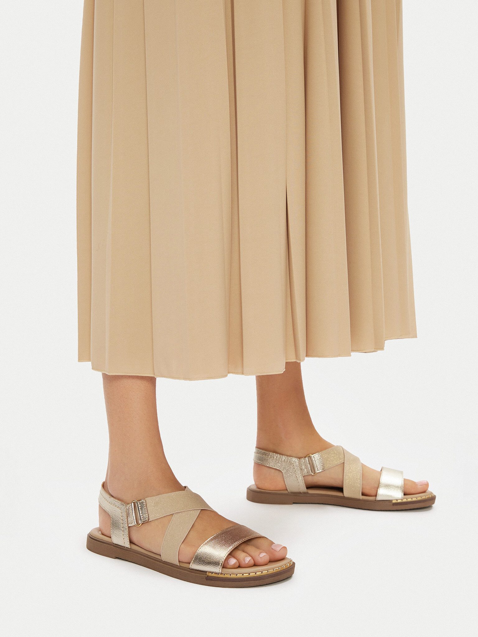 Lasocki Damen Sandals Gold WI23-LALITA-11 Sandale