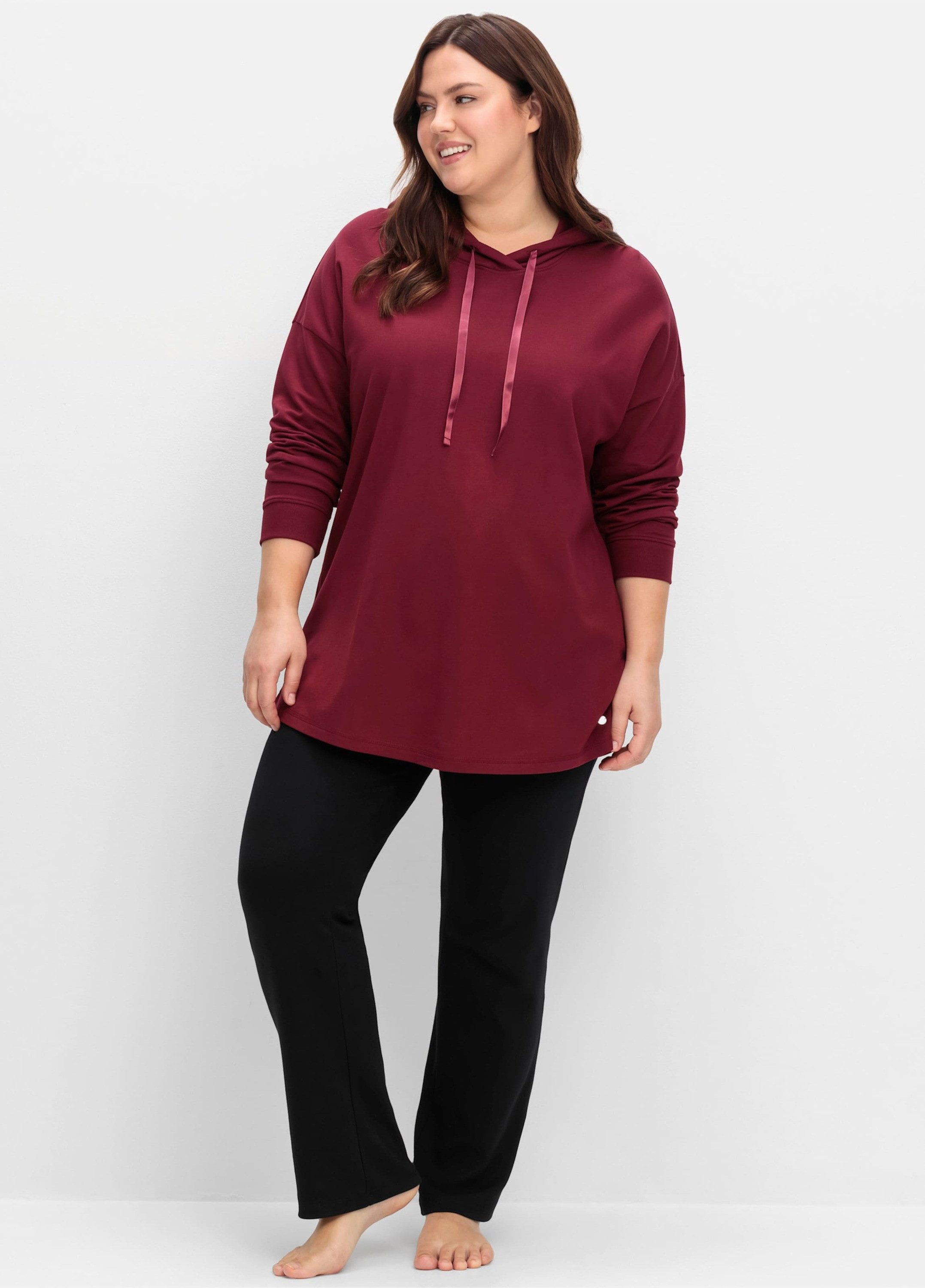 Sheego T-Shirt Kapuzensweatshirt Langarm mit überschnittenen Schultern
