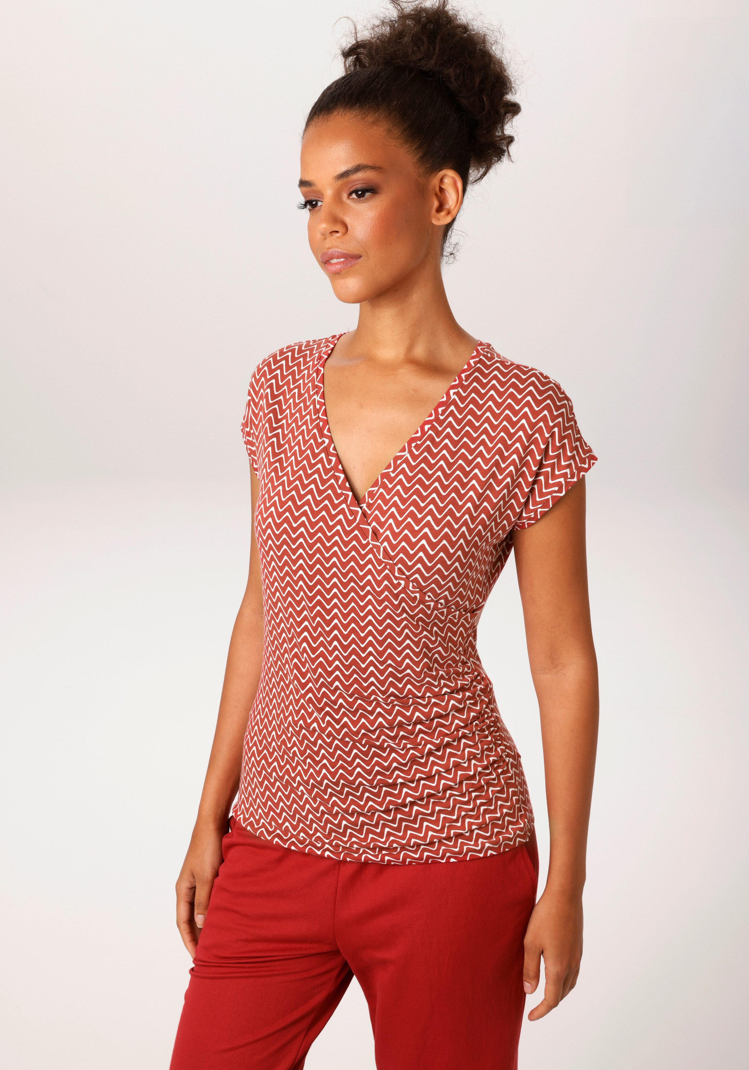 Aniston CASUAL T-Shirt im fantasievollem Zick-Zack-Muster - NEUE KOLLEKTION günstig online kaufen