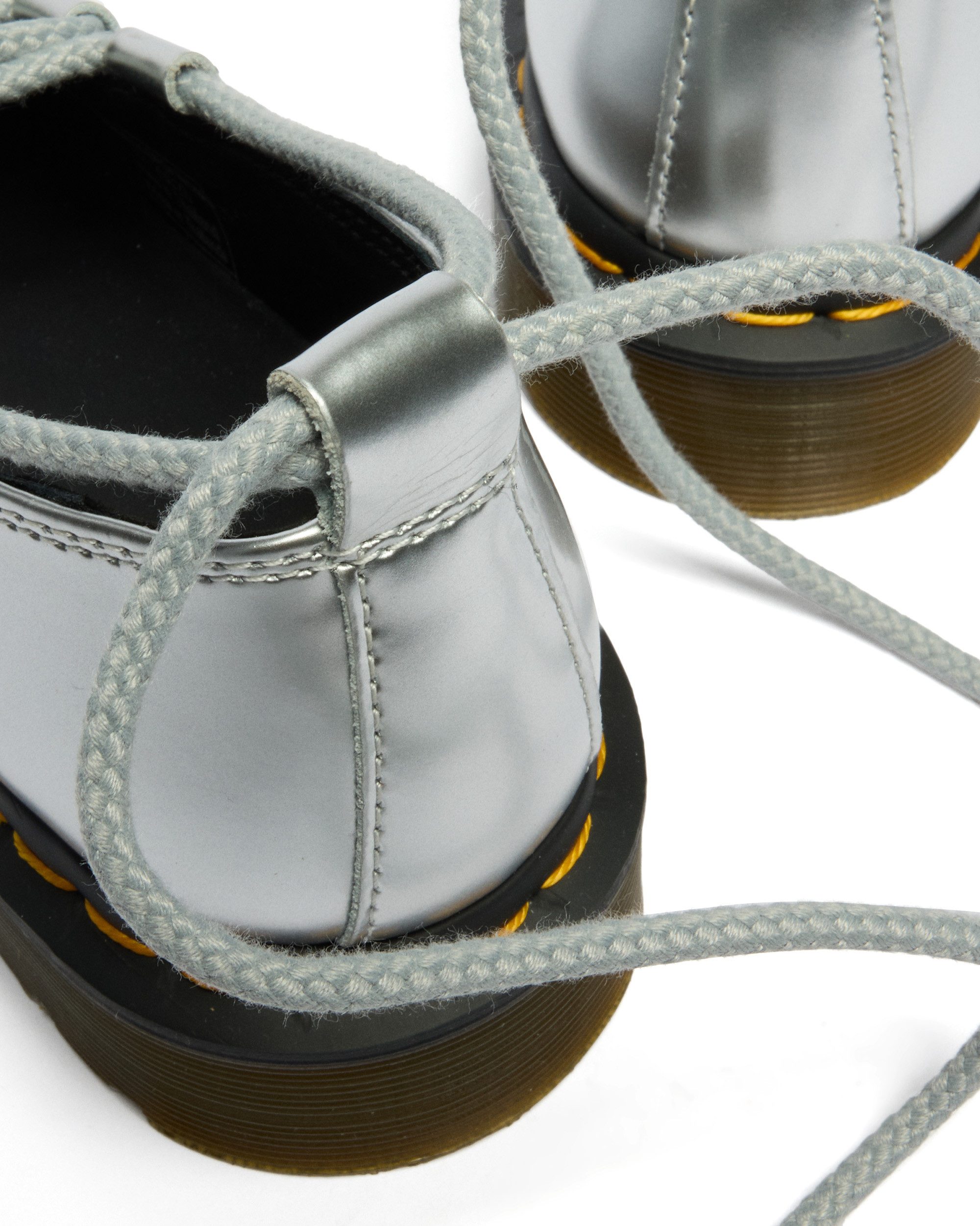 DR. MARTENS Elphie Loafer, Blockabsatz, Ballerina, Plateauschuh mit extravaganter Schnürung