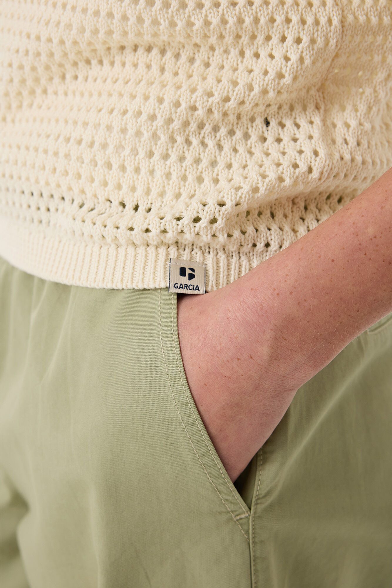 Garcia Kurzarmshirt Lochmuster Kurzarm Strick Sommerpullover