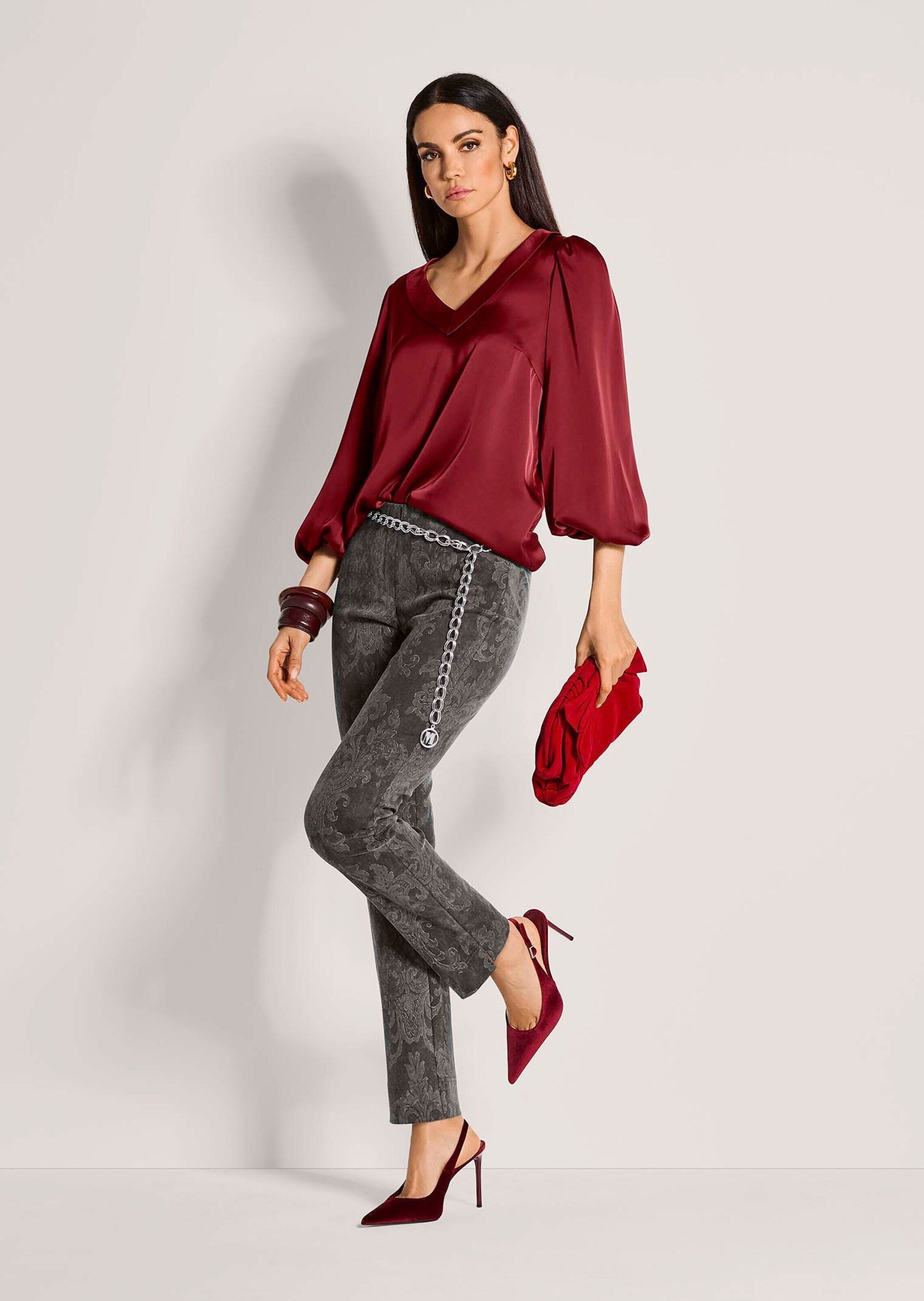 MADELEINE Langarmbluse Elegante Bluse mit V-Ausschnitt Satin-Glanz, V-Ausschnitt und lange Ärmel