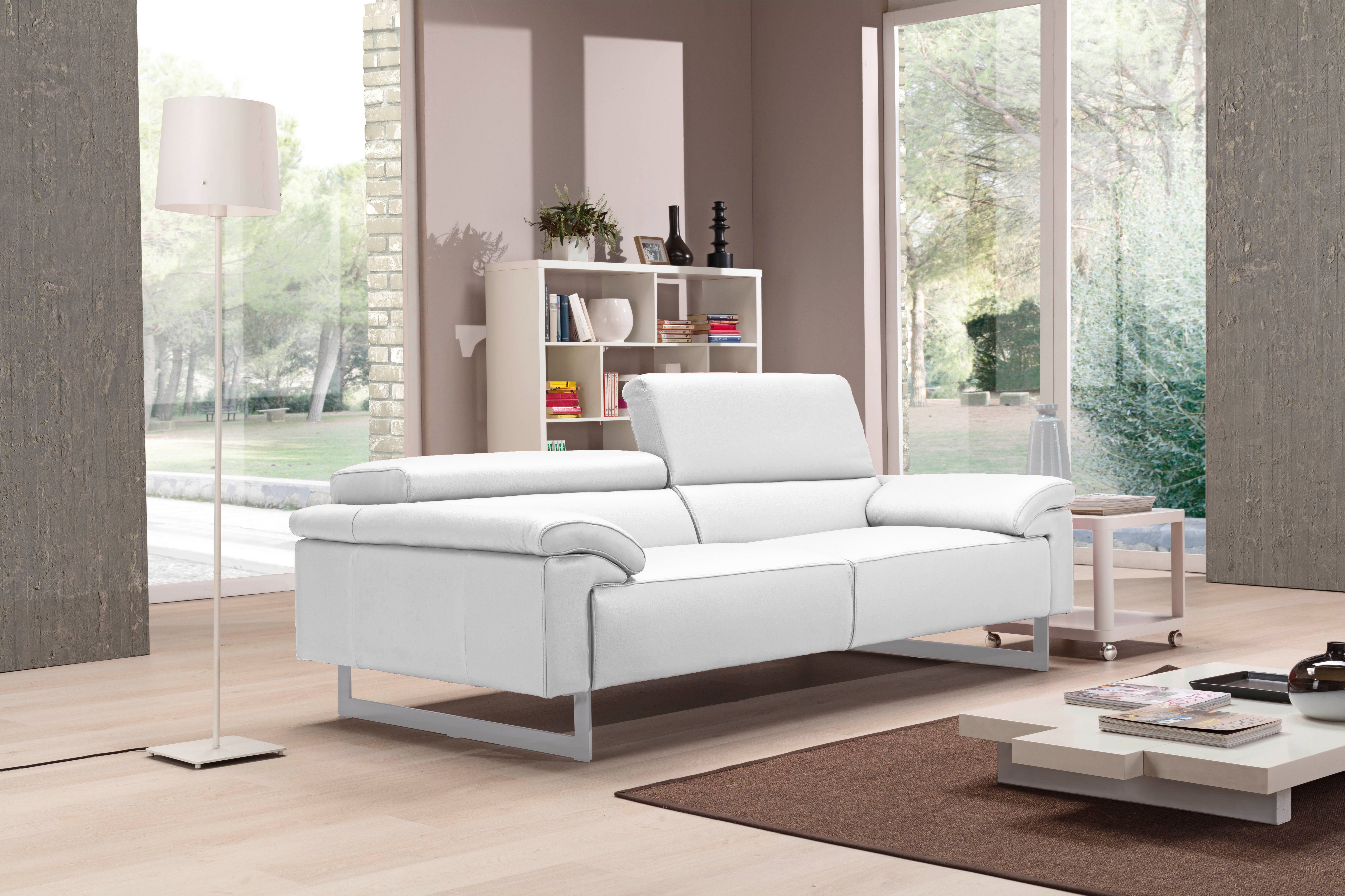 Egoitaliano 2,5-Sitzer Malika, Designsofa mit hohem Sitzkomfort, edel und bequem, inkl. Kopfteilverstellung und chromfarbenen Metallfüßen