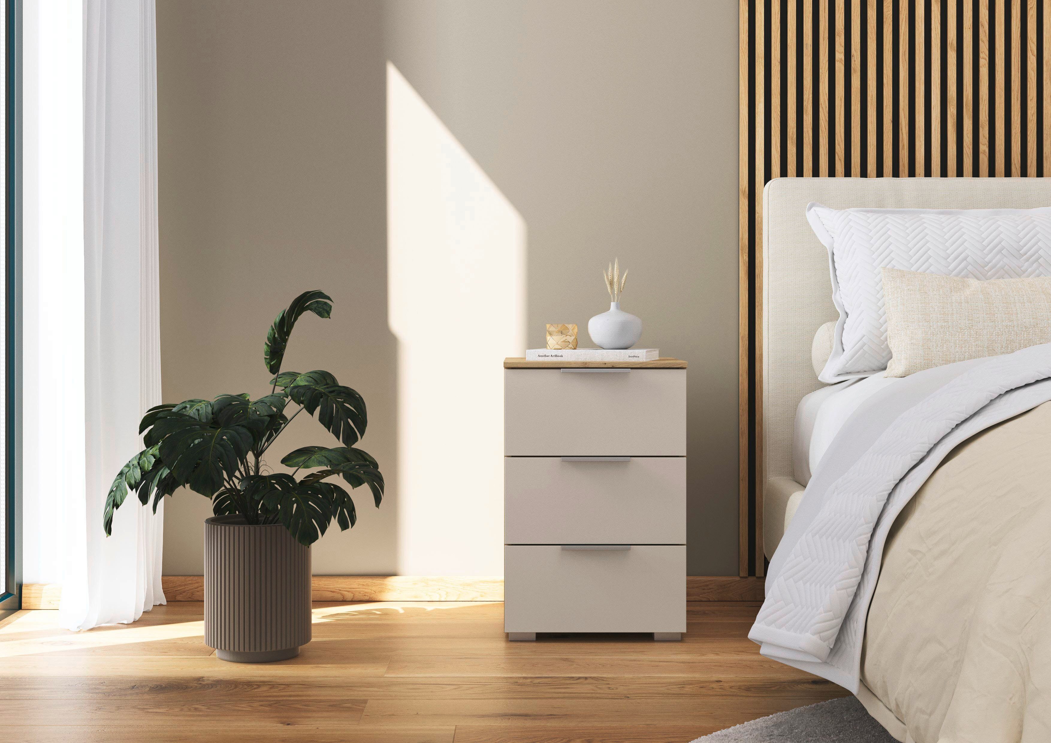 OTTO home Nachtkommode Nachttisch Nachtkonsole AGORDO in Dekor- oder Hochglanzfront (in zwei Griff-Farben, Breite 40 cm), mit 3 geräumigen Schubladen für viel Stauraum MADE IN GERMANY