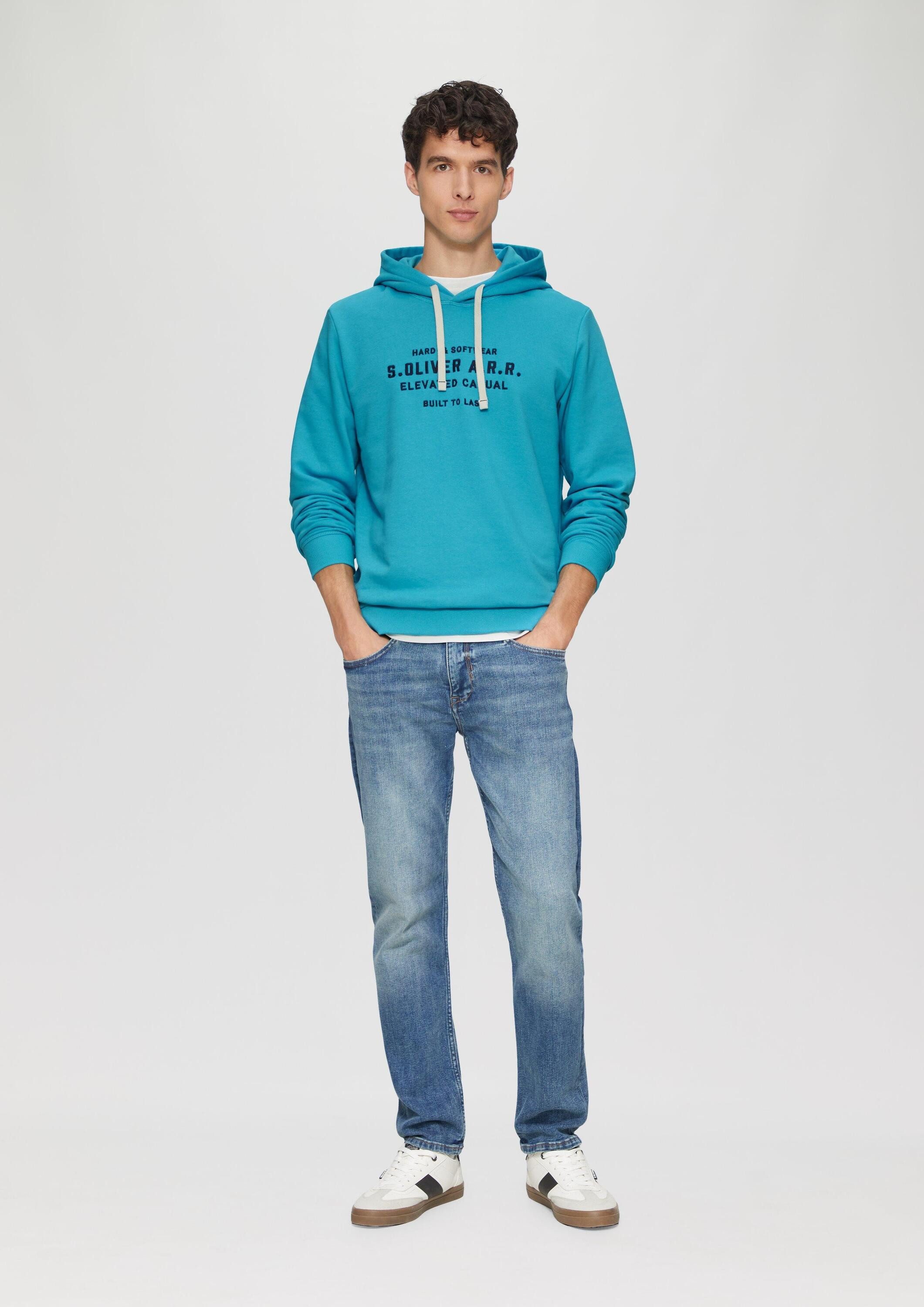 s.Oliver Sweatshirt Sweatshirt Hoodie aus Sweat-Ware mit Stickerei – Bild 5 von 5