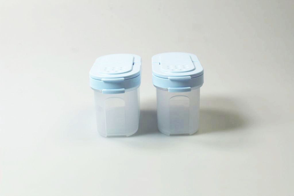 TUPPERWARE Gewürzbehälter Gewürz-Zwerge 120 ml hellblau günstig online kaufen