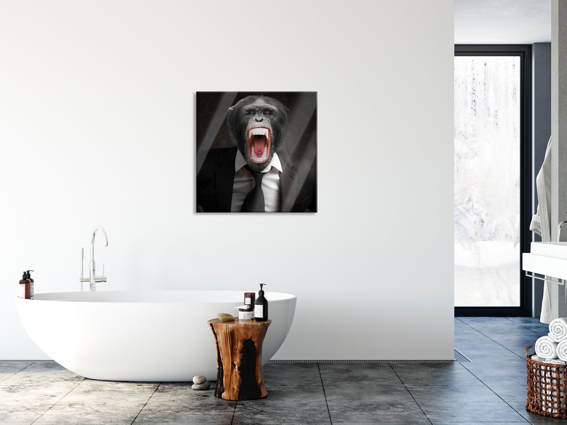 Anzug, im im und Aufhängungen Pixxprint Wütender Affe Wütender Echtglas, inkl. Glasbild Affe Anzug St), aus Abstandshalter (1 Glasbild