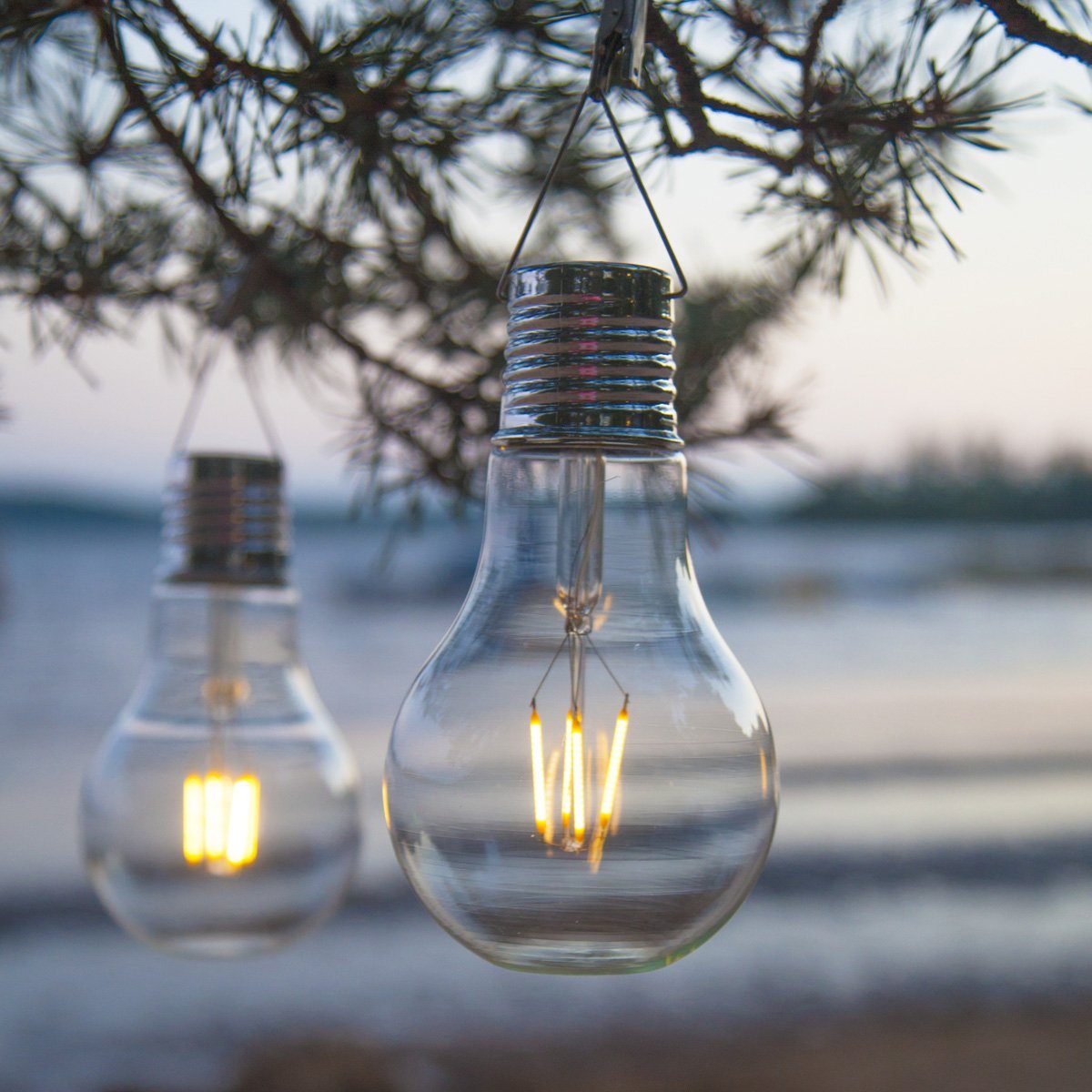 STAR TRADING Dekolicht »LED Solar XL Leuchte Glühbirne warmweißes