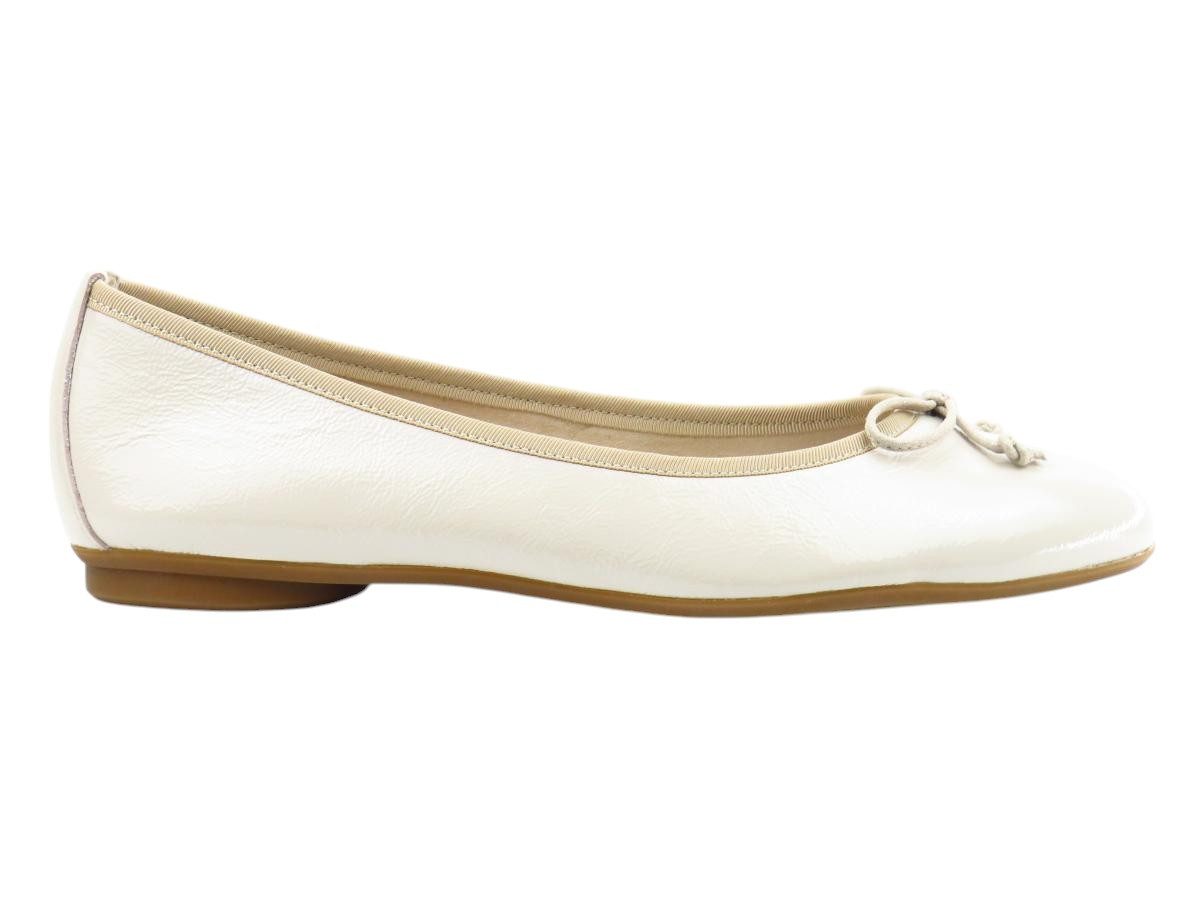 Knautschlack shell Ballerina