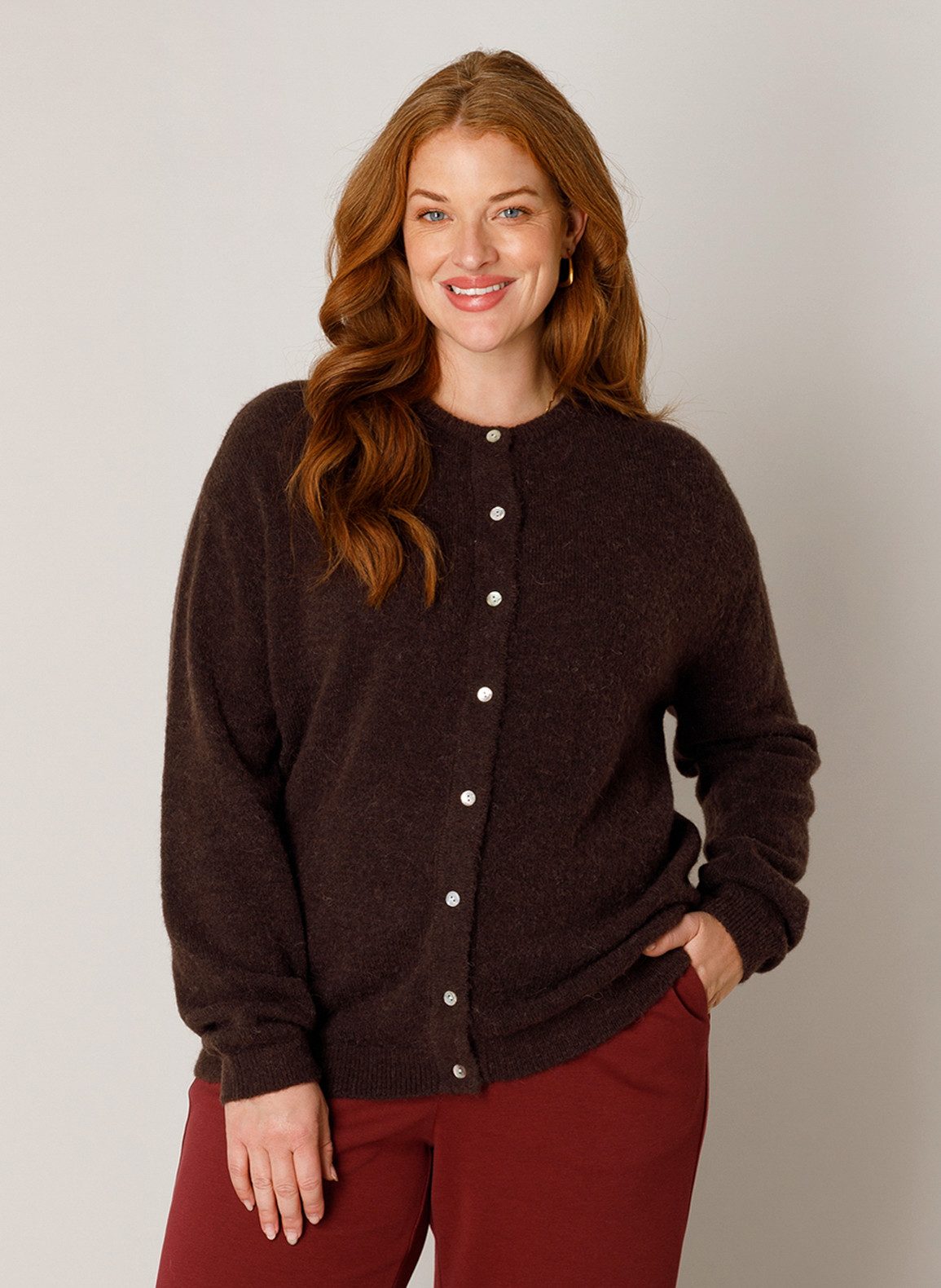 Base Level Curvy Cardigan Yulia mit Woll-Anteil und Knopfleiste
