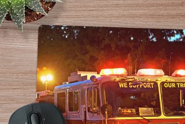 MuchoWow Gaming Mauspad Feuerwehrfahrzeuge von New York City (1-St), Mousepad mit Rutschfester Unterseite, Gaming, 40x40 cm, XXL, Großes