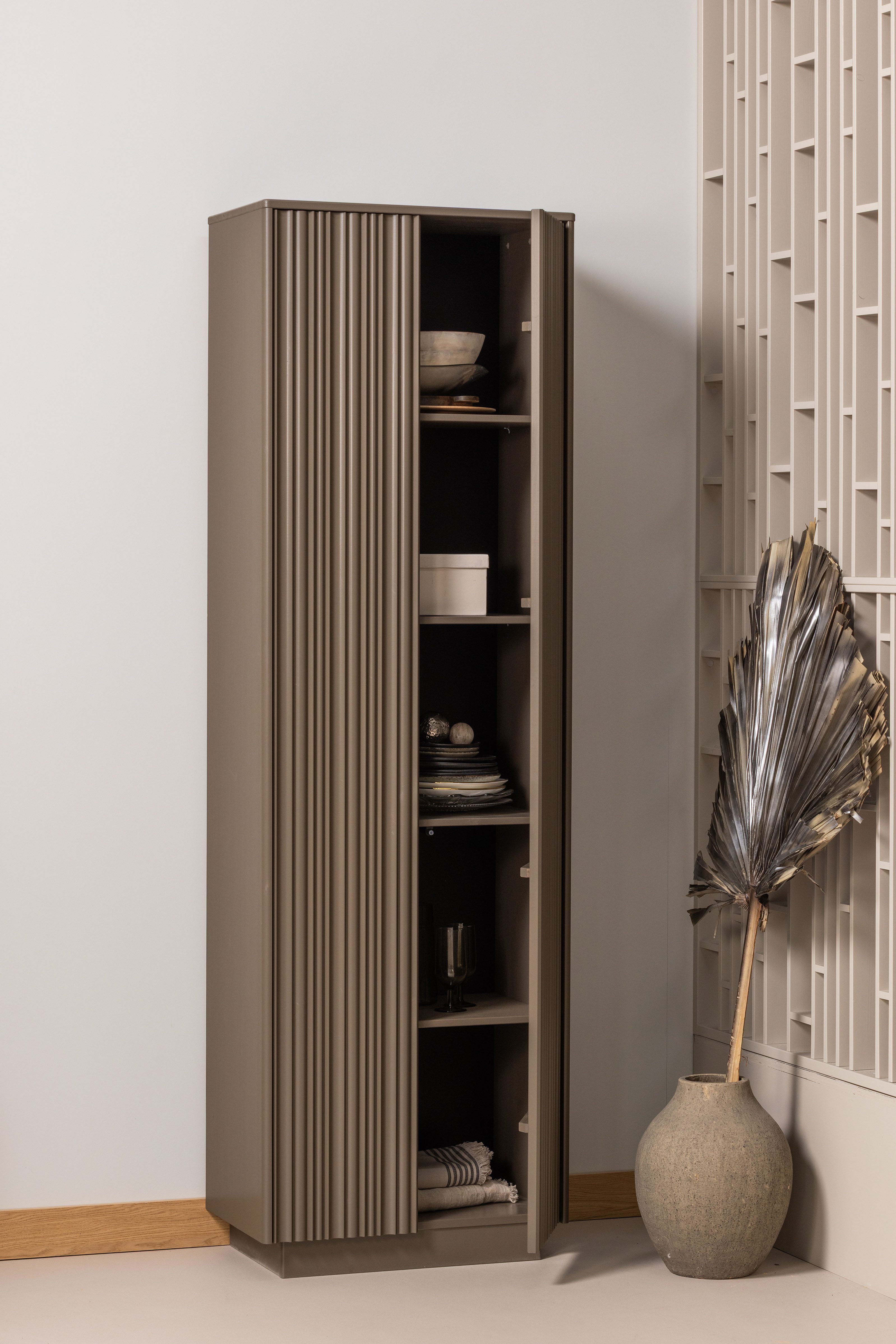 WOOOD Mehrzweckschrank Nova FSC® Mix Kiefernholz mit grafischen Relieftüren 67x40x215 cm Tragkraft 15 kg pro Boden, einfach zu montieren, sichtbare Maserung