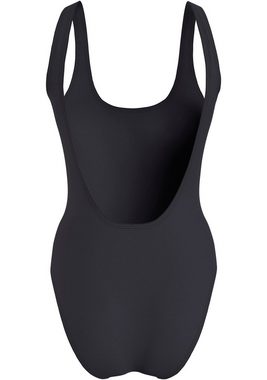 Tommy Hilfiger Swimwear Badeanzug ONE PIECE (EXT SIZES) mit Brandlabel an der Brust