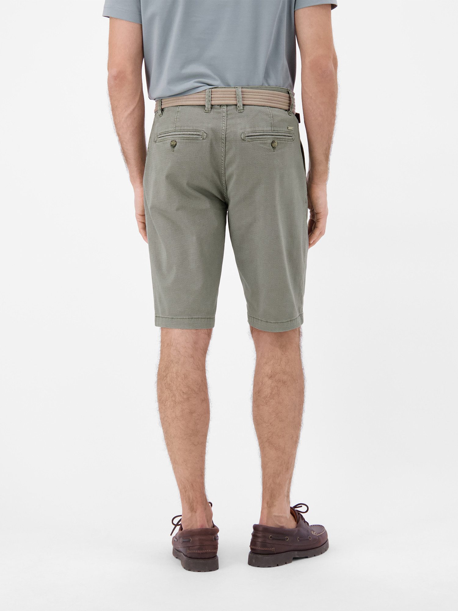 LERROS Chinoshorts Bequeme Chino-Bermuda mit Gürtel und Minimalprint Leichte Sommershorts aus 98% Baumwolle und 2% Elasthan, mit 4 Taschen