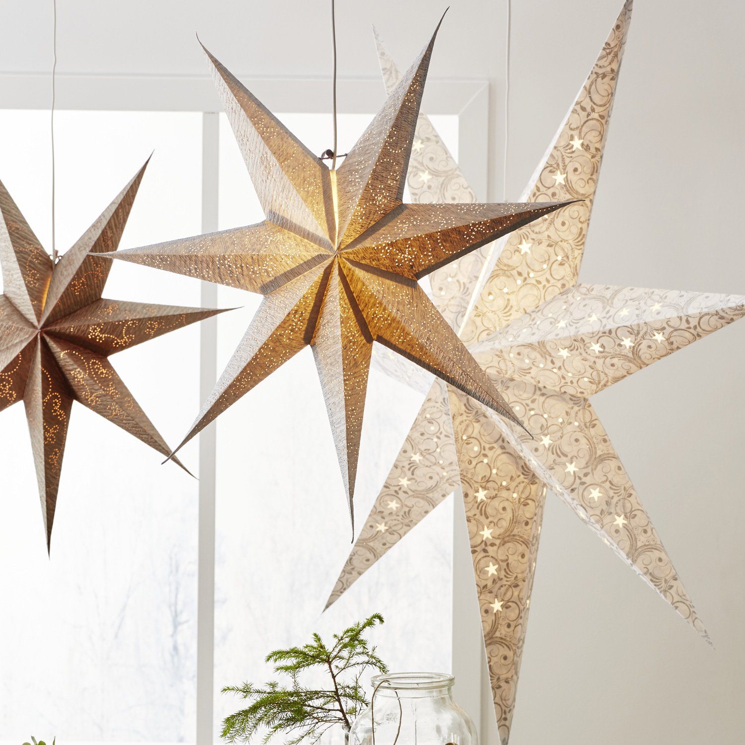 Decorus Weihnachtsstern Papierstern TRADING Leuchtstern Stern LED hängend 63cm STAR gold D: